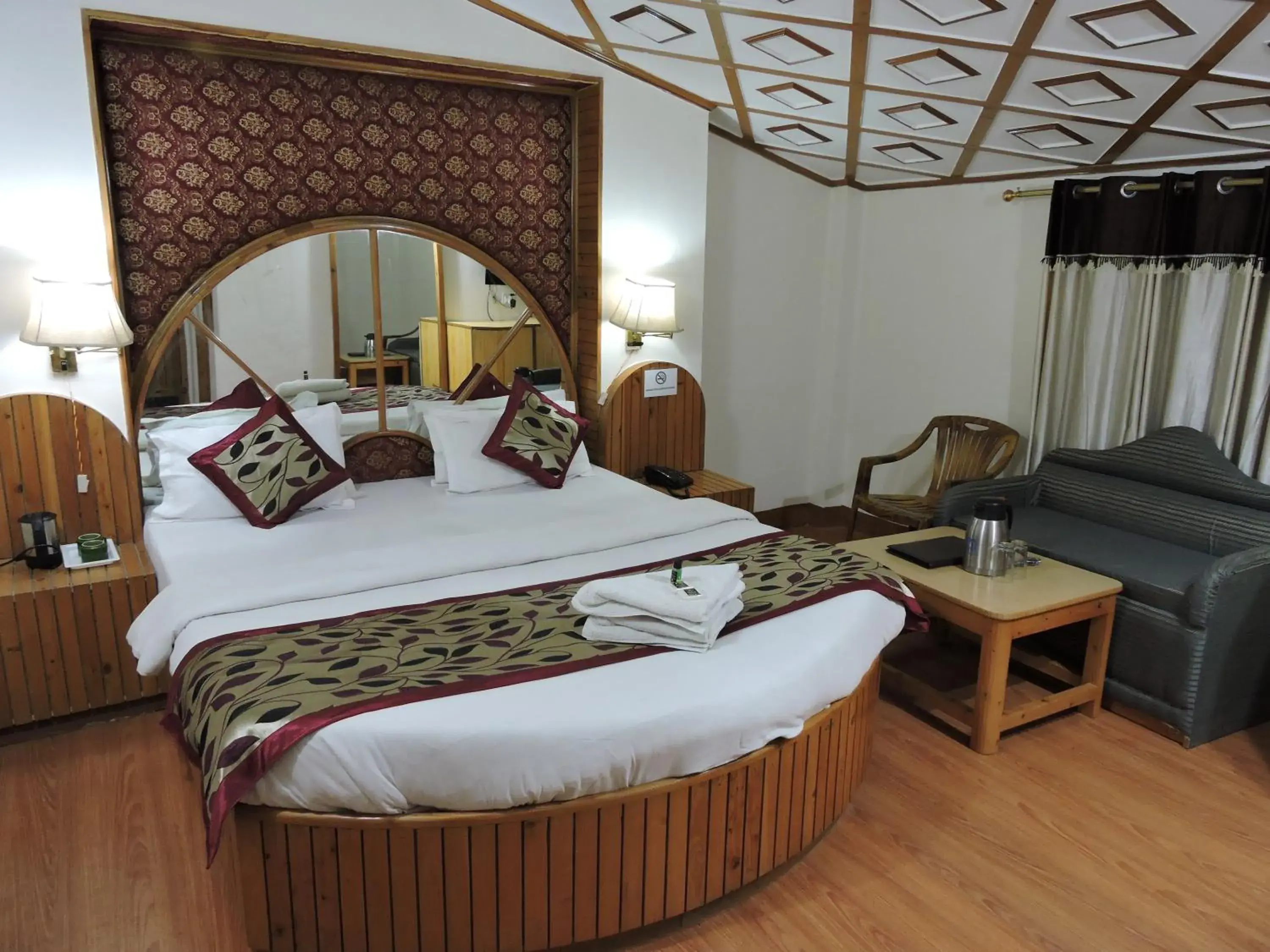 Bedroom, Bed in Hotel Chaman Palace