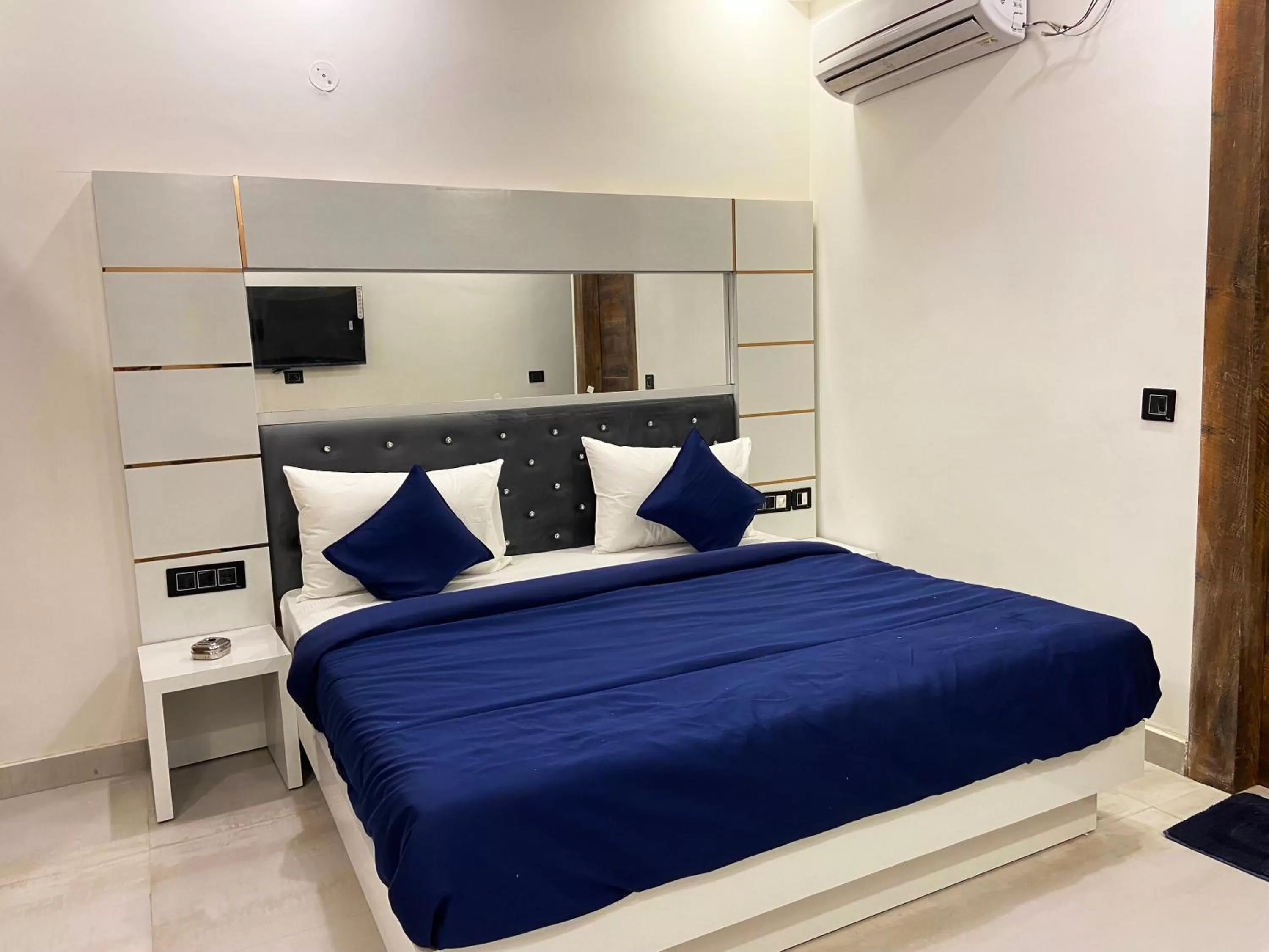 Bedroom, Bed in The Metro Stay By F9 Hotels-Near Sector 18 Metro Station Noida