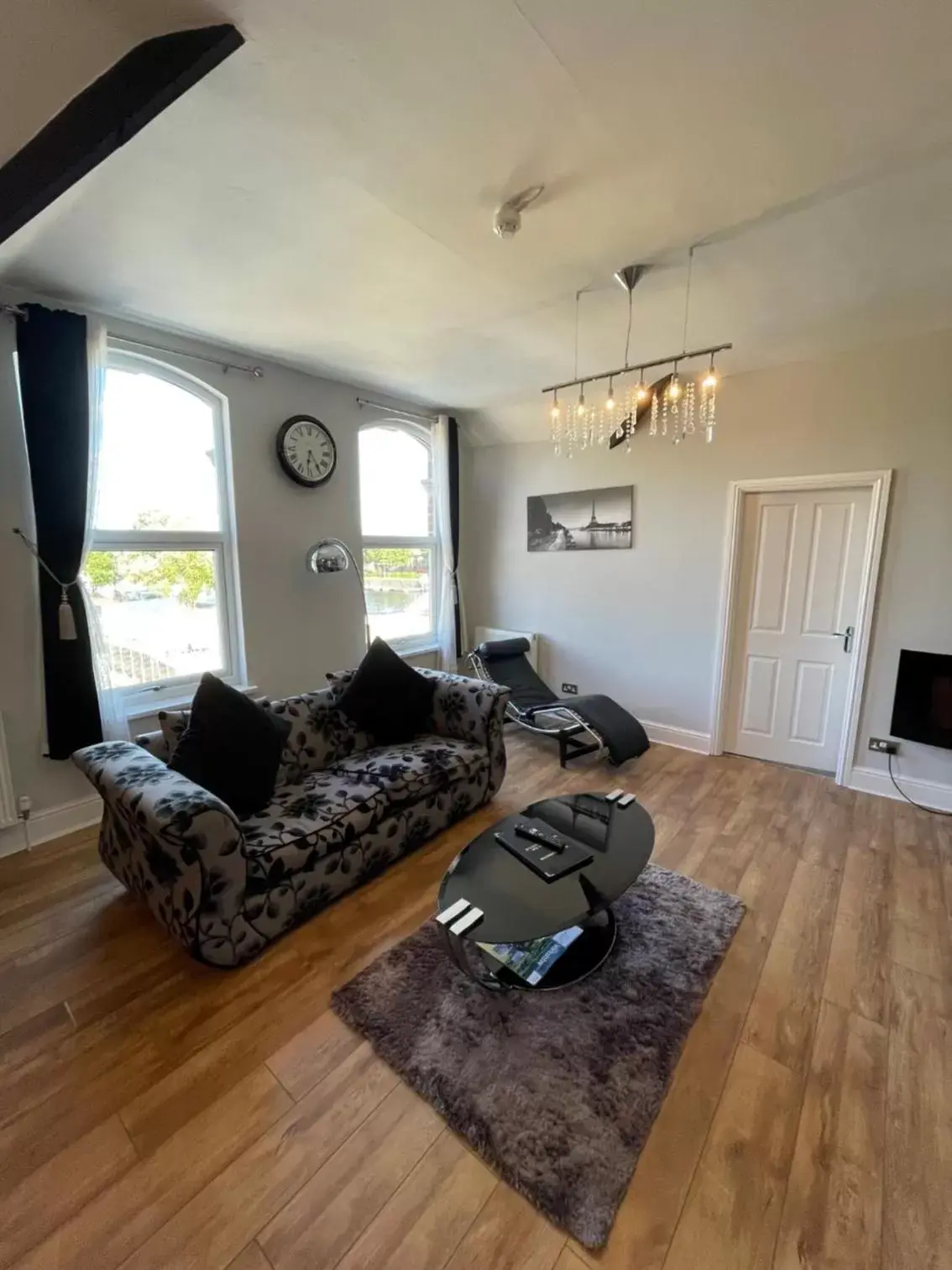 Living room, Seating Area in The Whittington and Cat