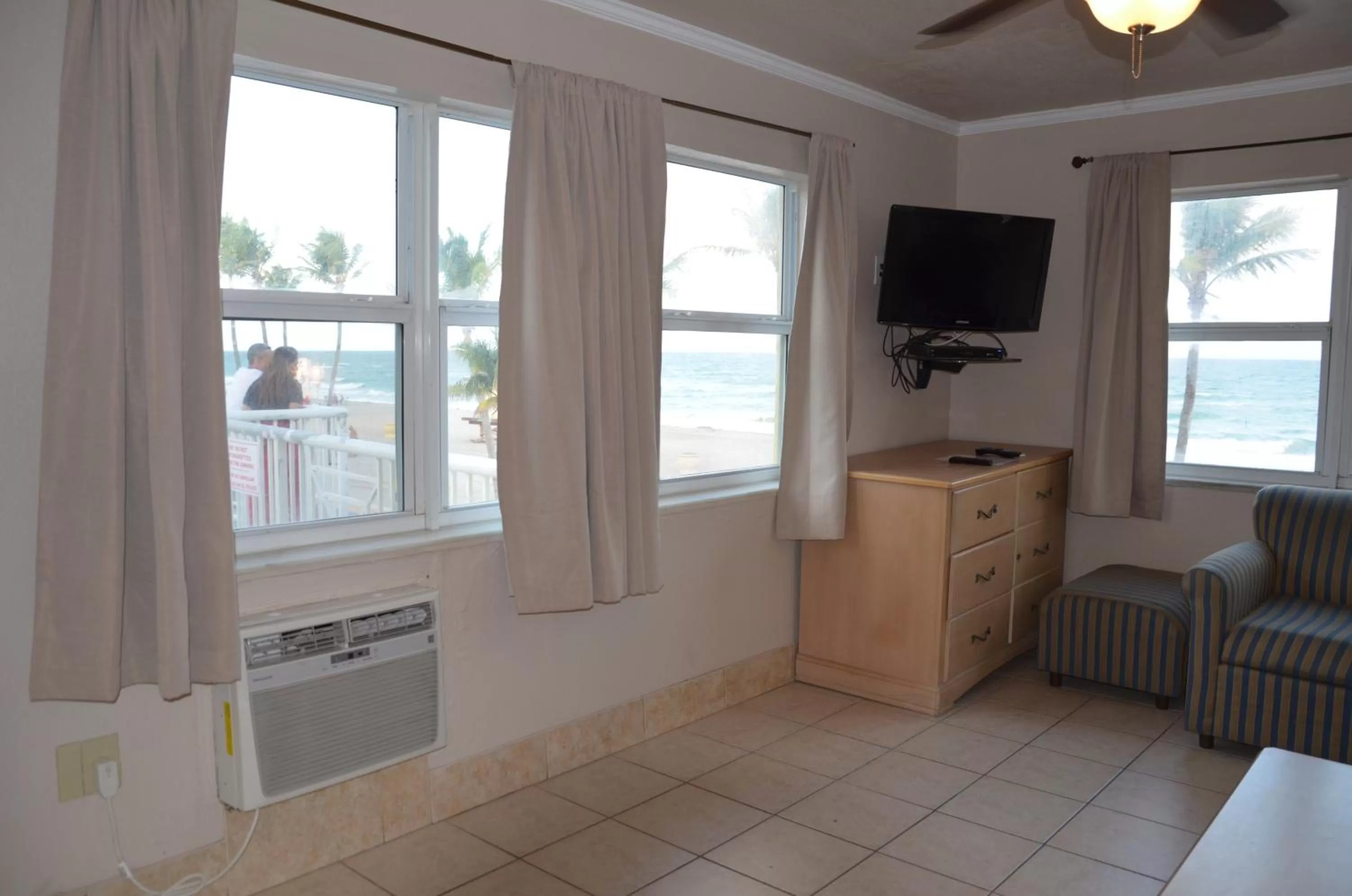 La Terrace Oceanfront