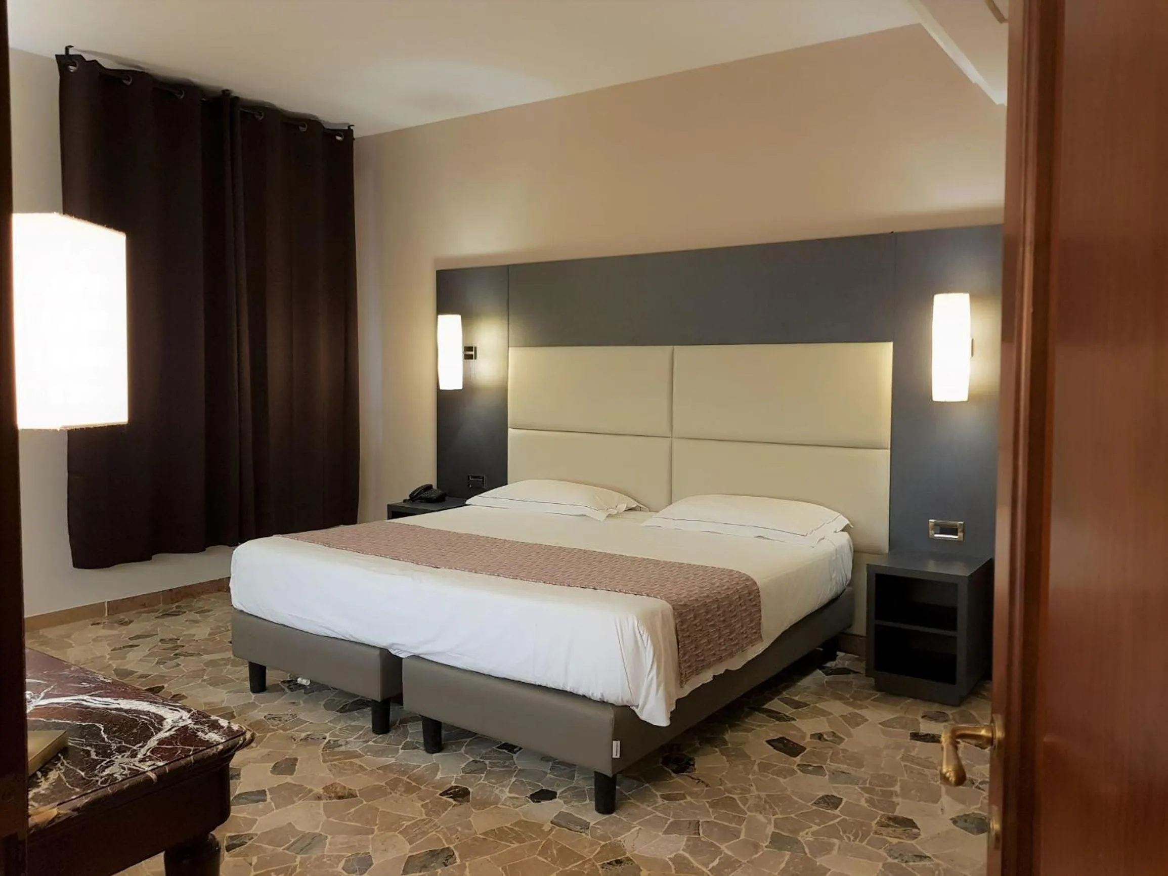 Suite in Astra Hotel