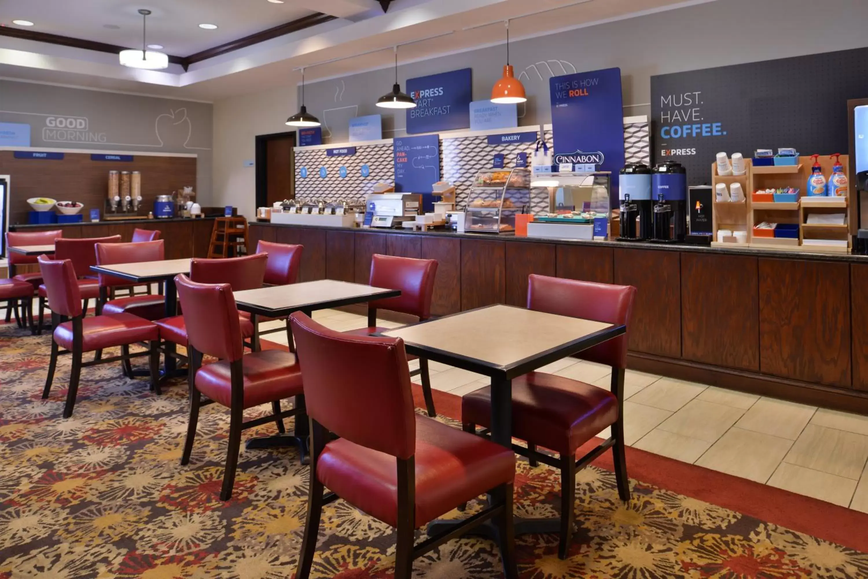 Breakfast, Restaurant/Places to Eat in Holiday Inn Express & Suites Pittsburg, an IHG Hotel