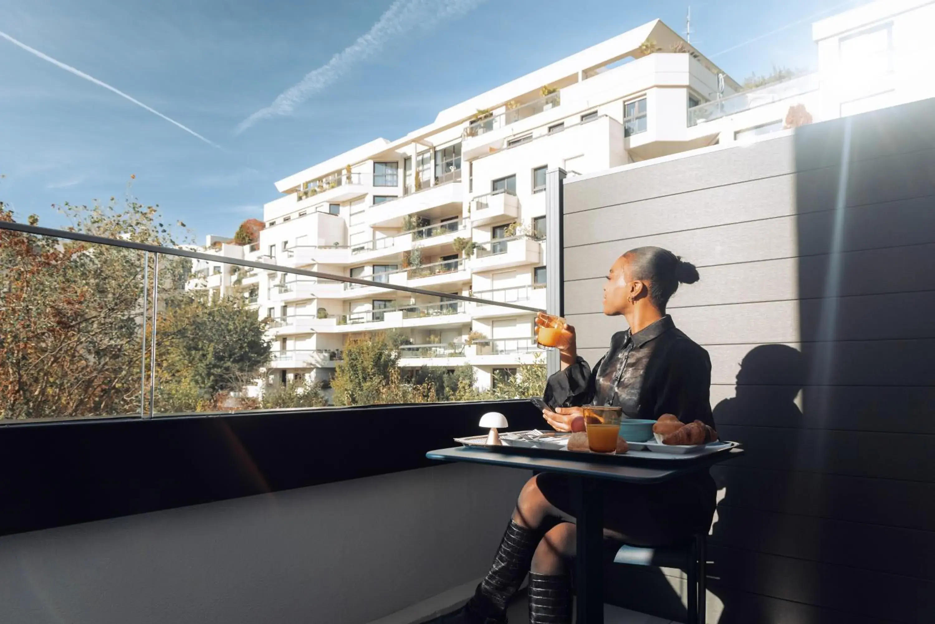 Patio in Novotel Paris Suresnes Longchamp