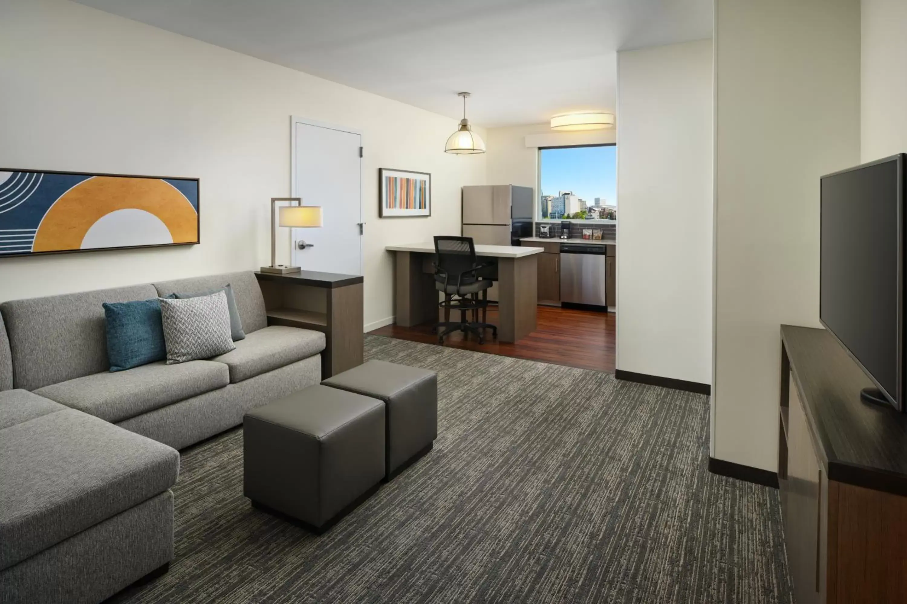 Bedroom, Seating Area in Hyatt House Atlanta Downtown