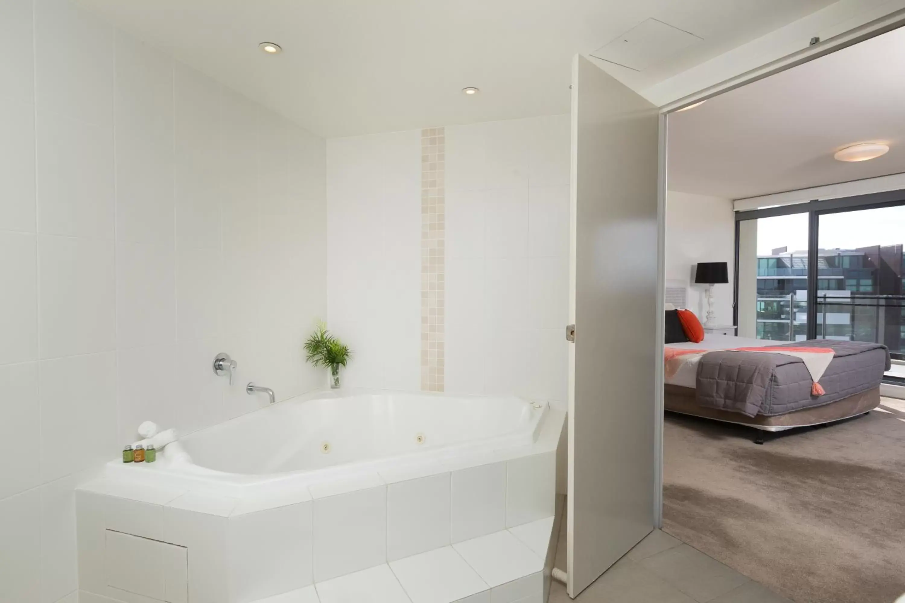 Shower, Bathroom in Sevan Apartments Forster