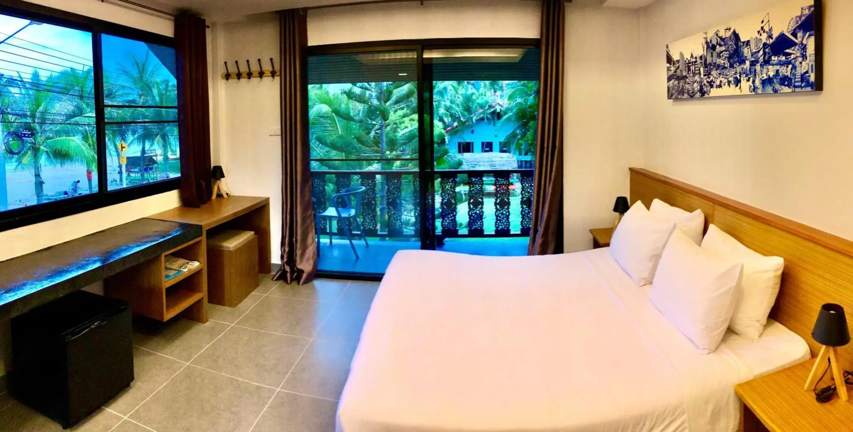 Bed, Room Photo in Dolphin Bay Beach Resort