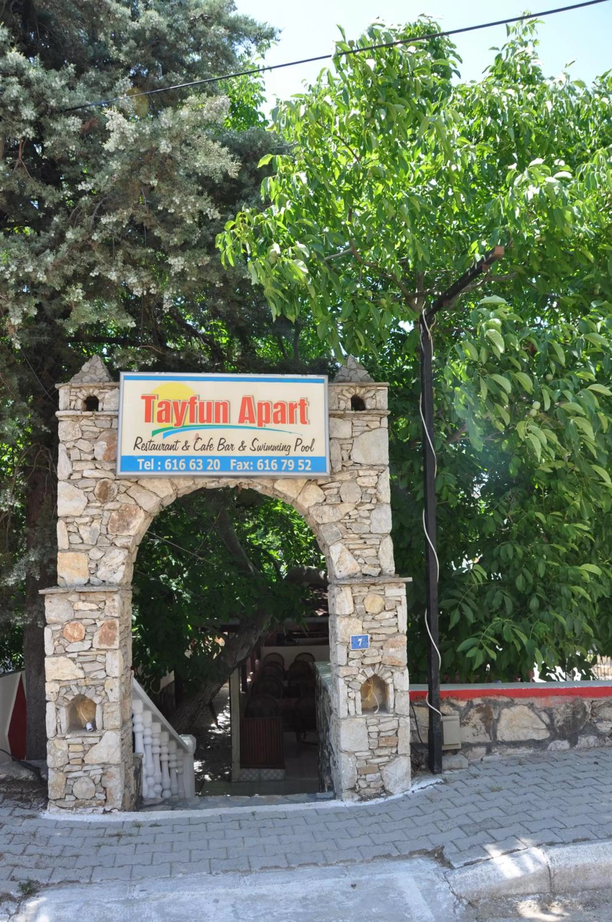 Facade/entrance in Tayfun Apart Hotel