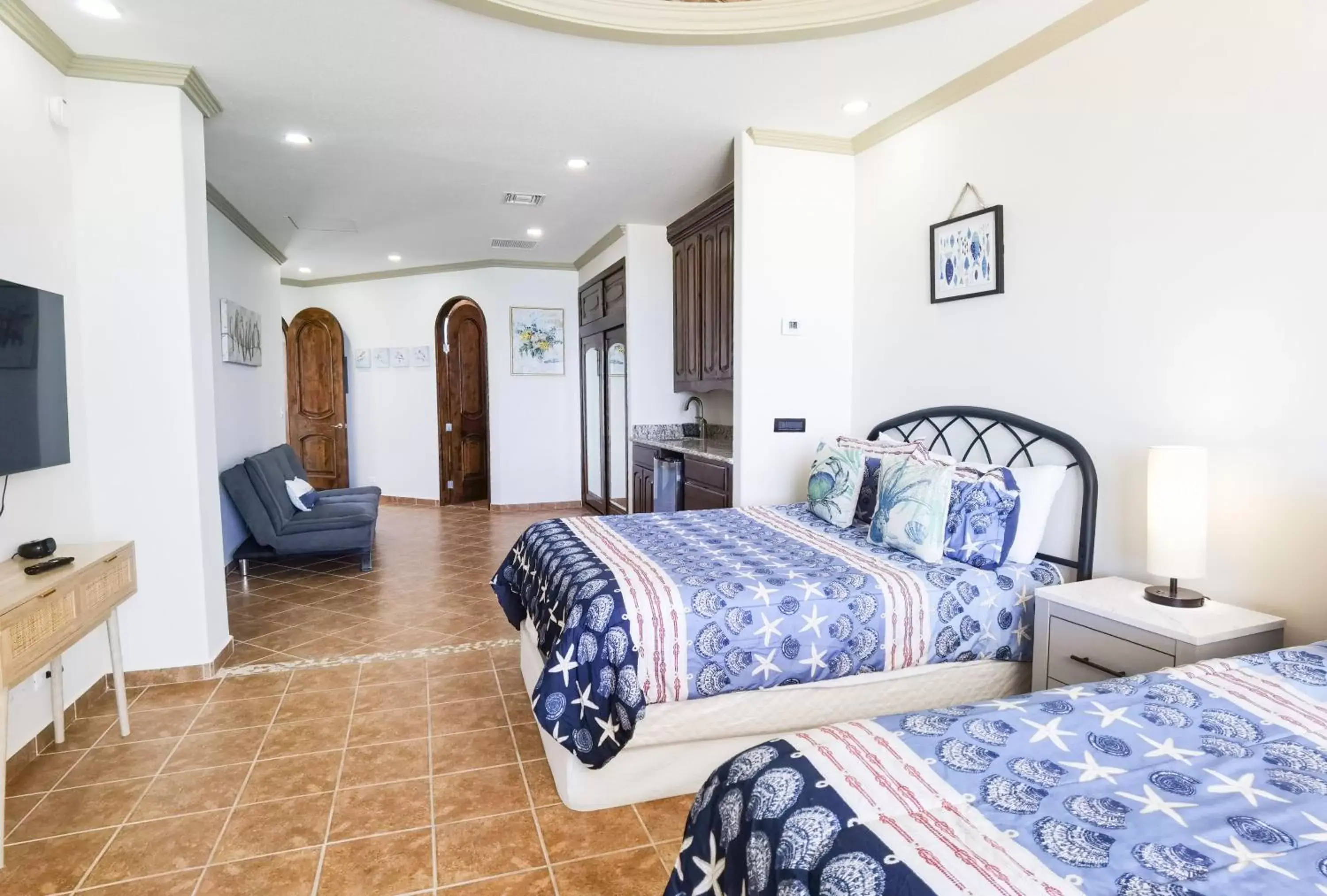 Bedroom, Bed in Esmeralda Beach Resort