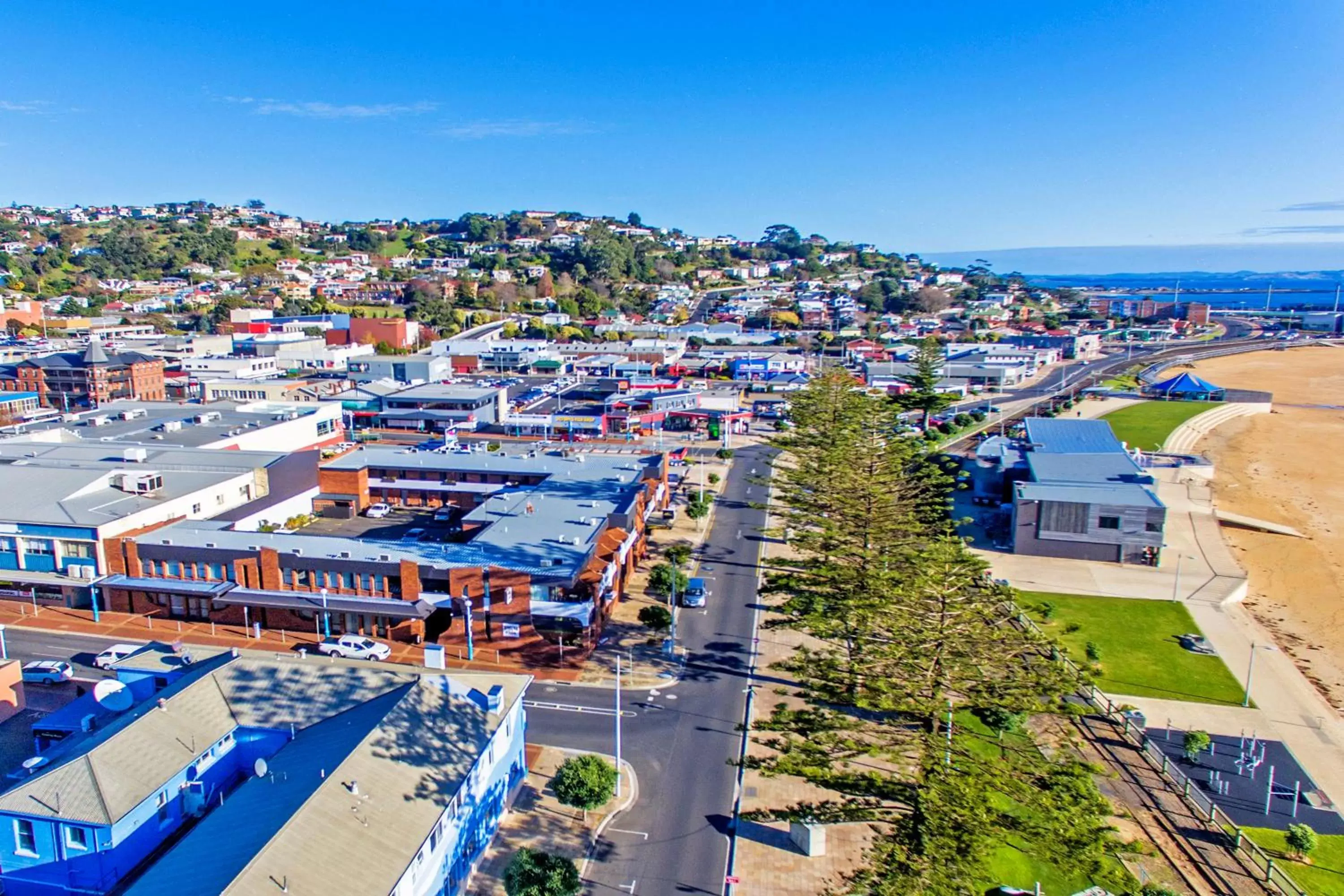 Bird's eye view, Bird's-eye View in Beachfront Voyager Motor Inn