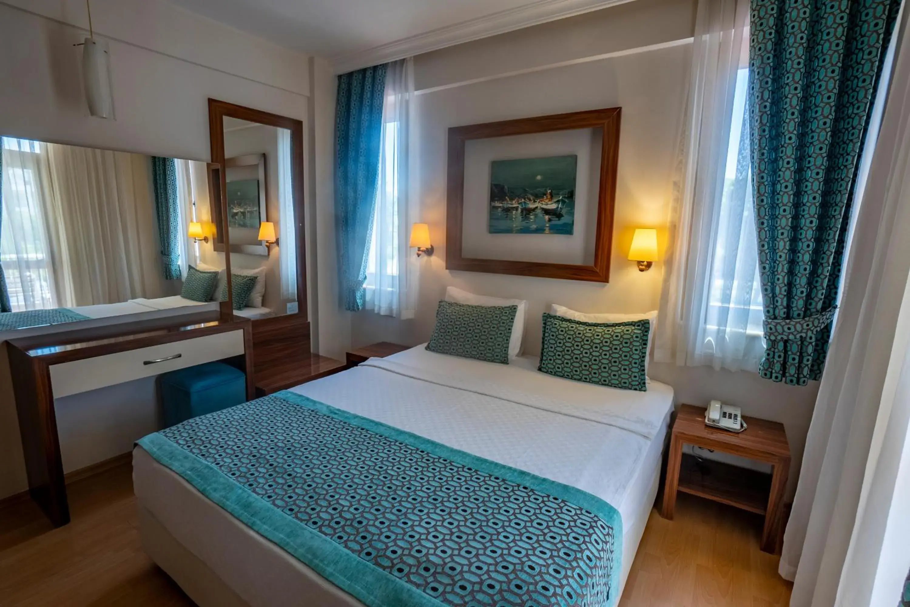 Photo of the whole room, Bed in Tu Casa Gelidonya Hotel
