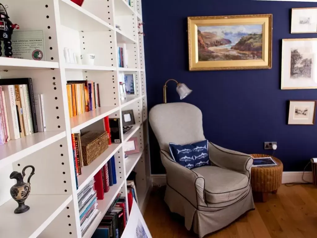 Living room, Seating Area in Birch House Bed & Breakfast