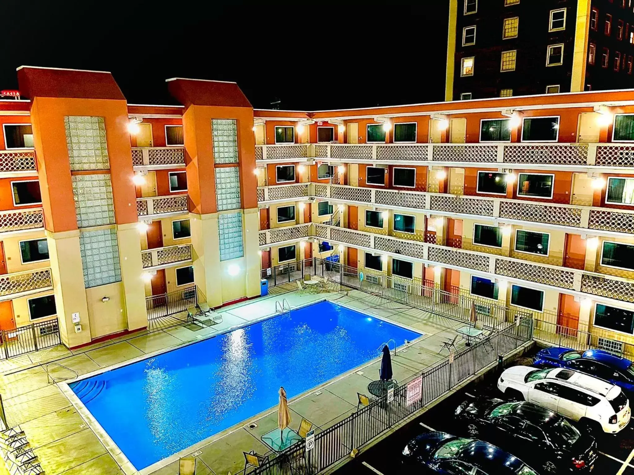 Swimming pool in Clarion Inn Atlantic City - Beach and Boardwalk Swimming pool in Clarion Inn Atlantic City - Beach and Boardwalk