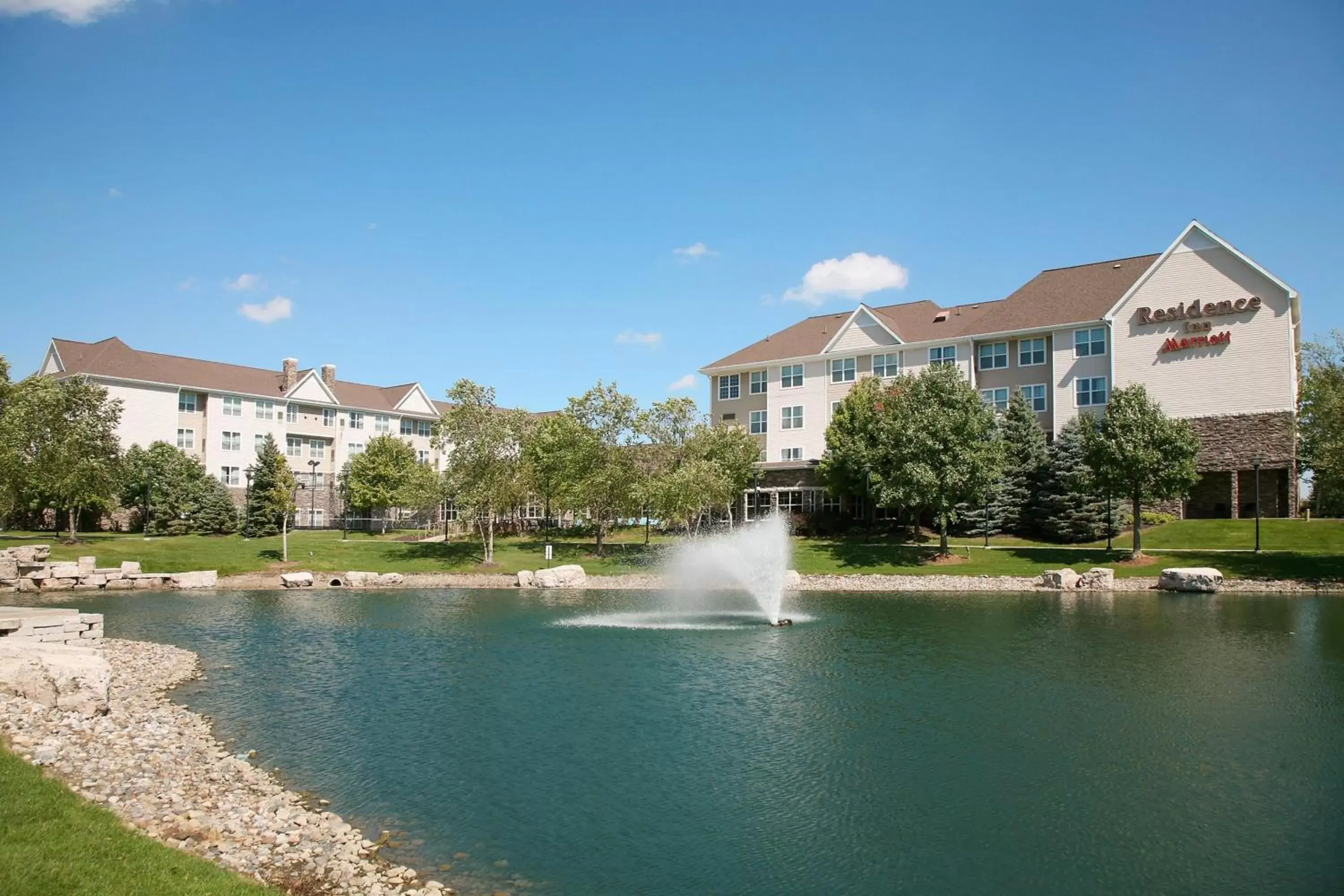 Property Building in Residence Inn Des Moines West at Jordan Creek Town Center