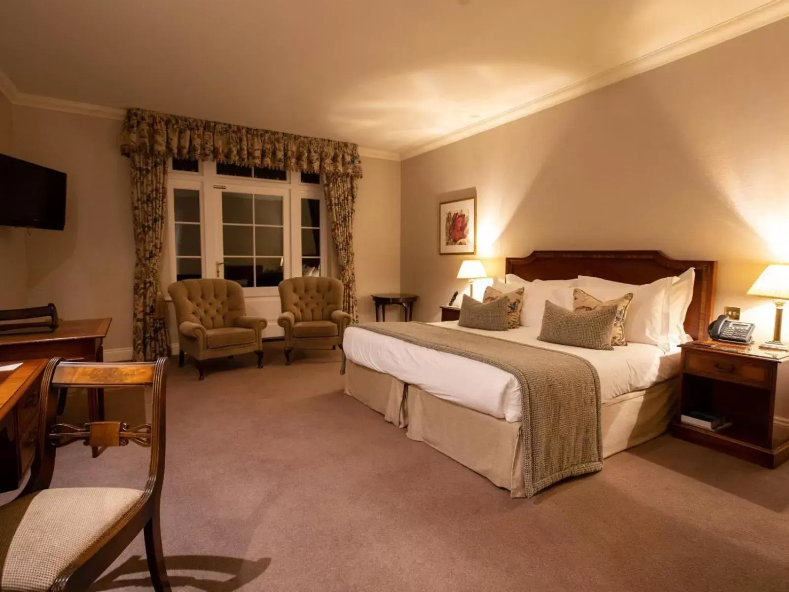 Bedroom in Luton Hoo Hotel, Golf and Spa Bedroom in Luton Hoo Hotel, Golf and Spa