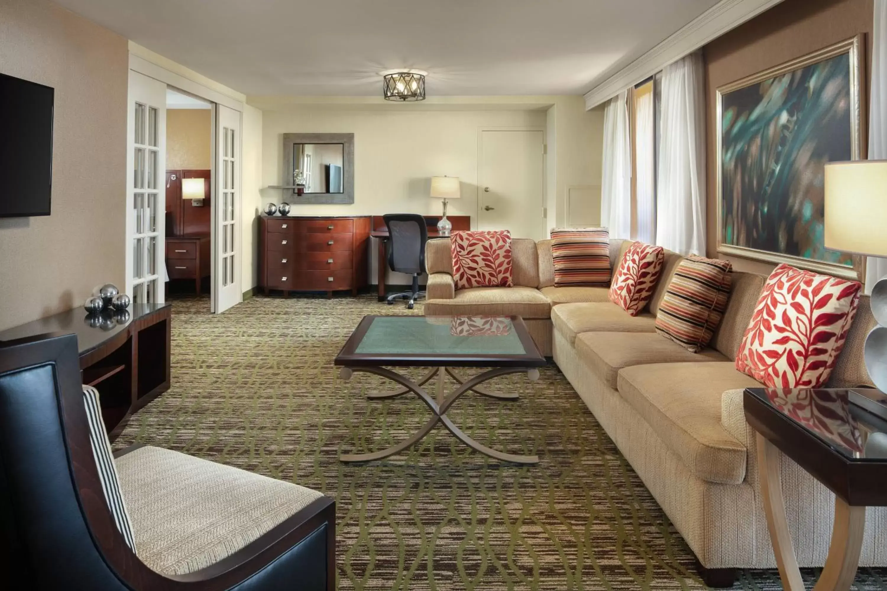 Living room, Seating Area in San Diego Marriott La Jolla