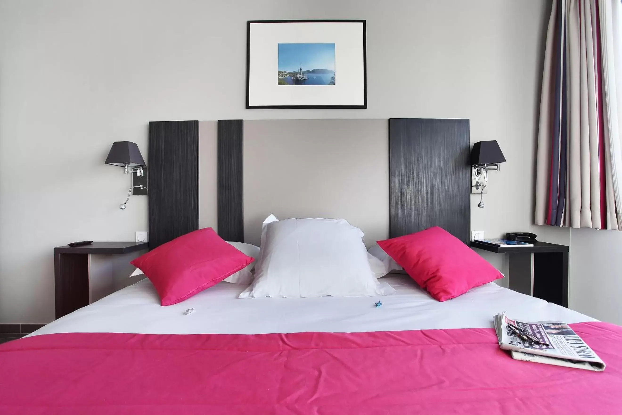 Bedroom, Bed in Odalys City Marseille Prado Castellane