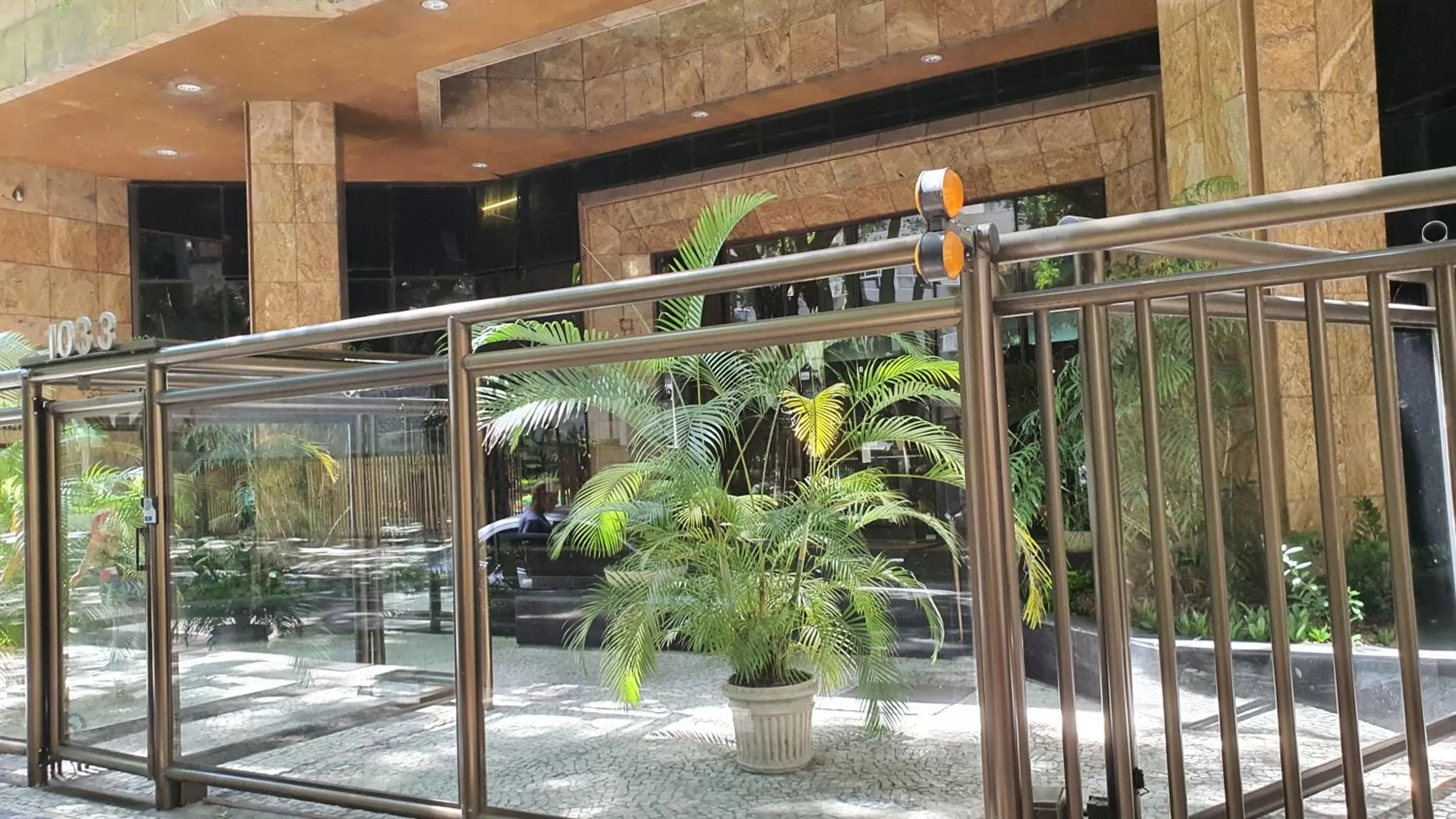 Facade/entrance in Ocean Flat