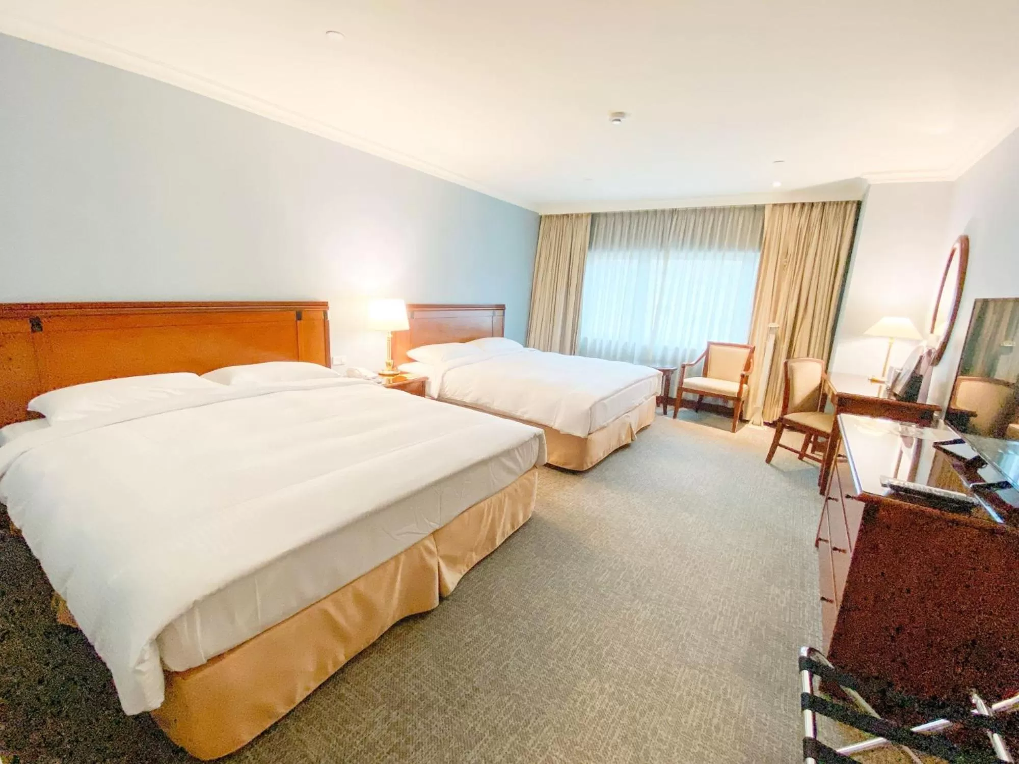 Bedroom, Bed in Evergreen Laurel Hotel - Keelung