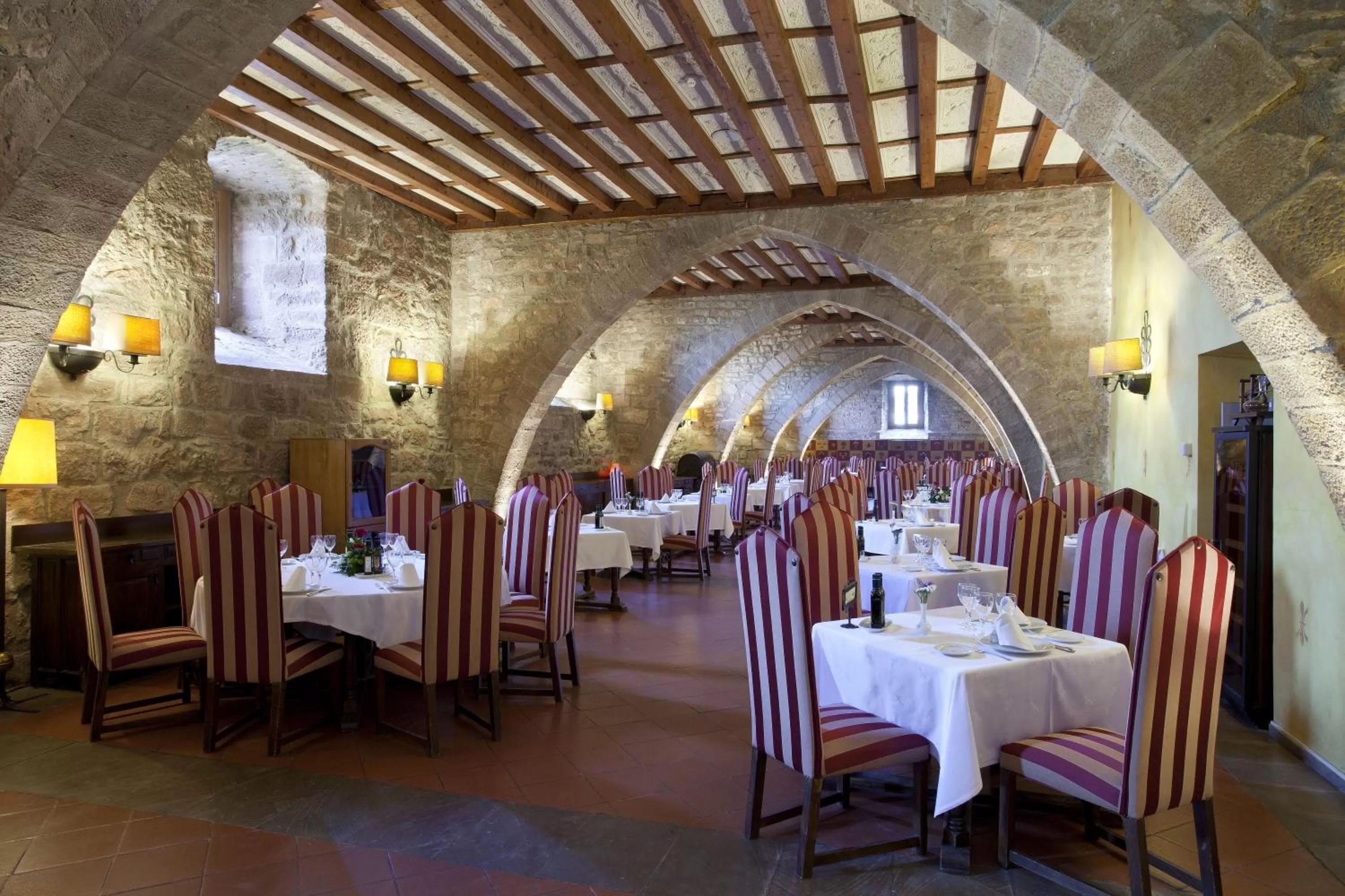 Restaurant/places to eat in Parador de Cardona