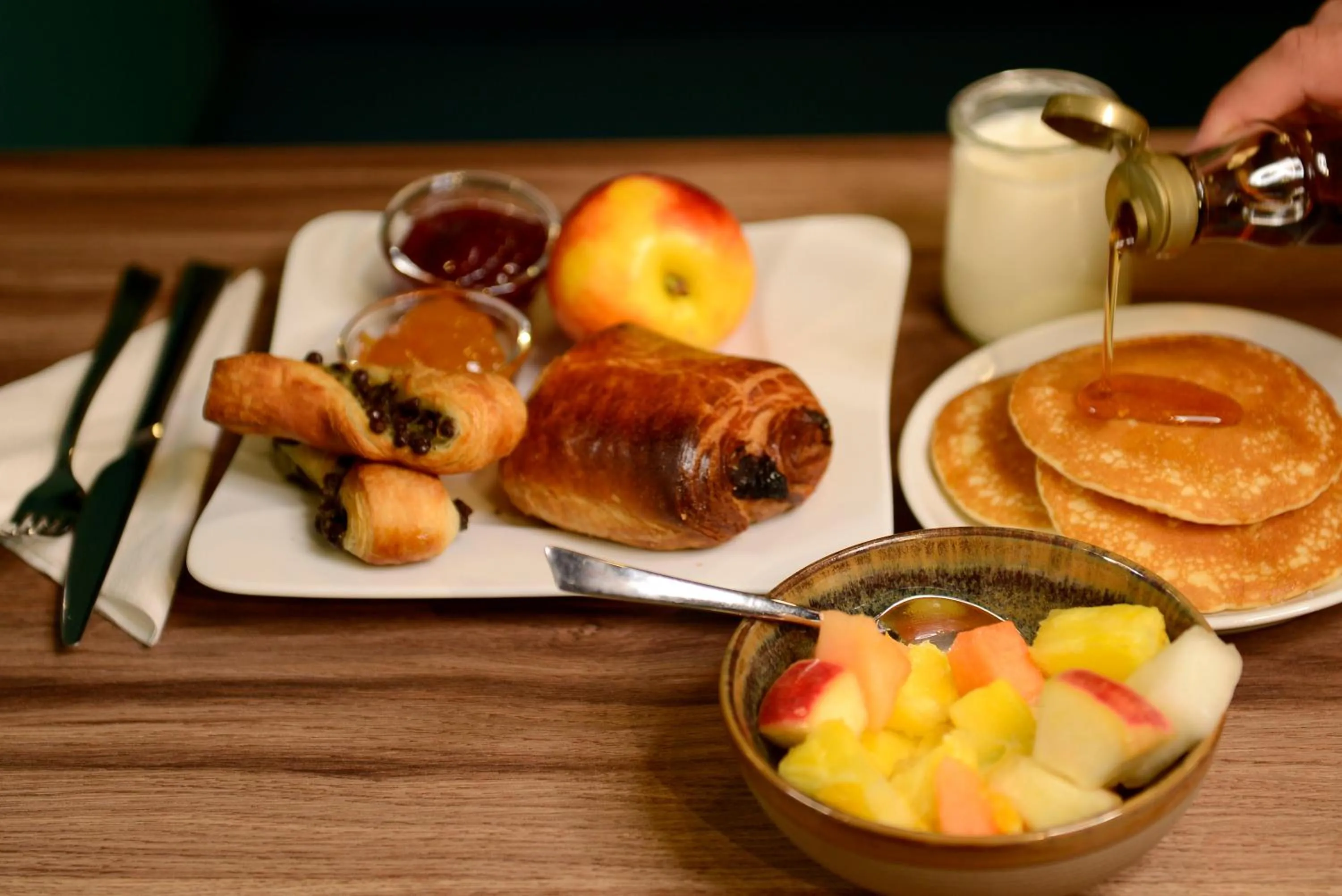 Food and drinks in Hôtel Villa Berlioz