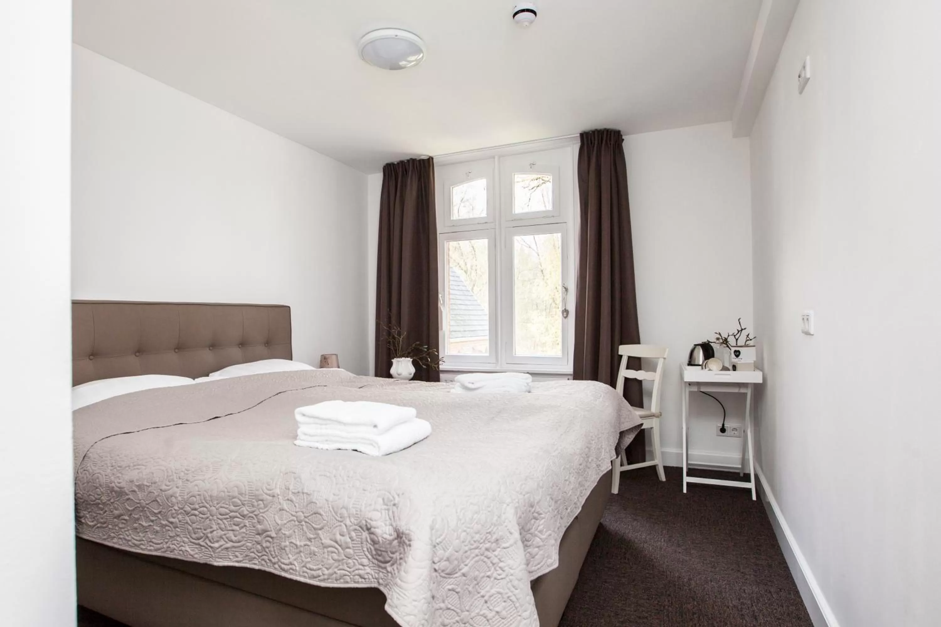 Photo of the whole room, Bed in Klooster Nieuwkerk Goirle