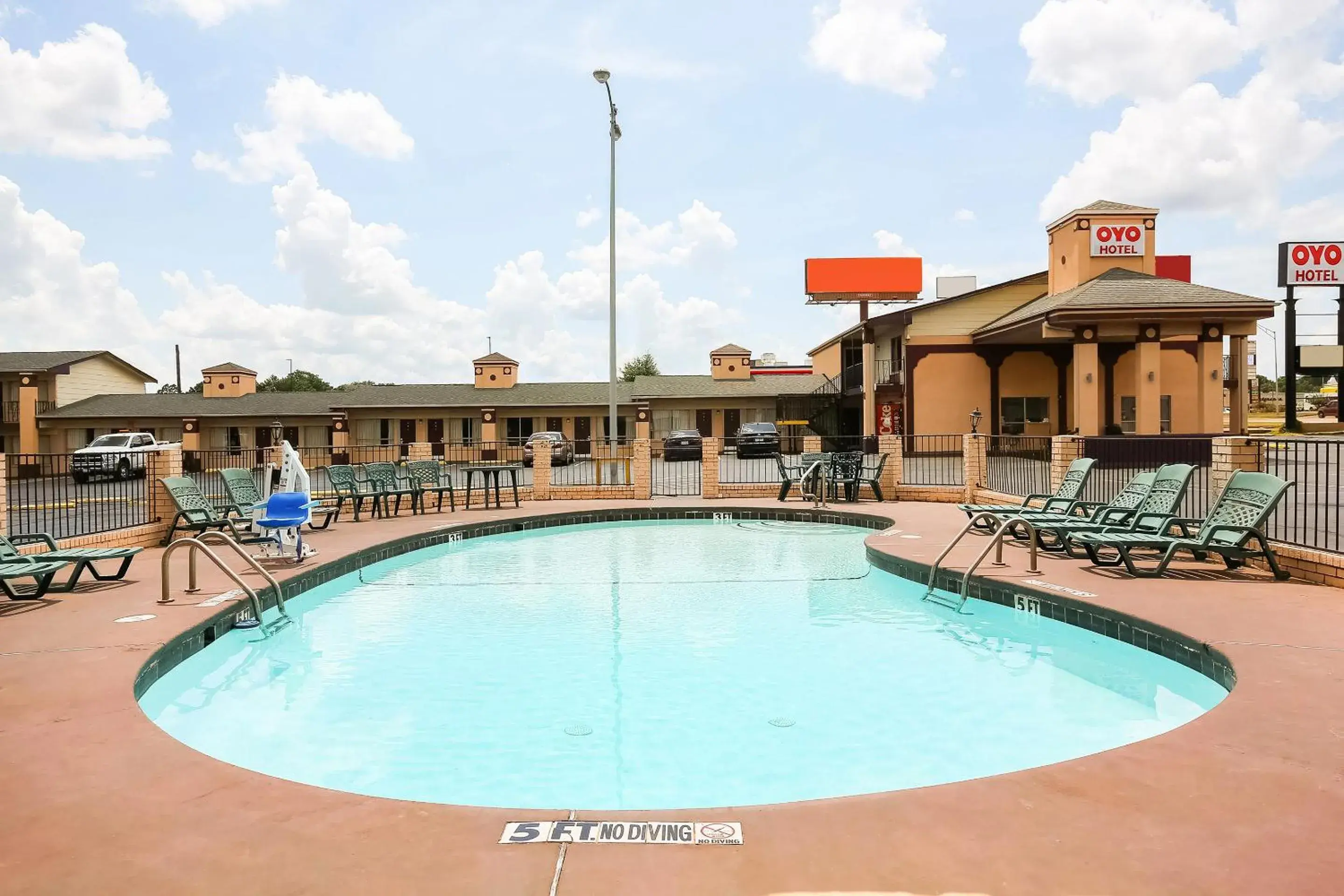 Pool view, Swimming Pool in OYO Hotel Texarkana North Heights AR Hwy I-30