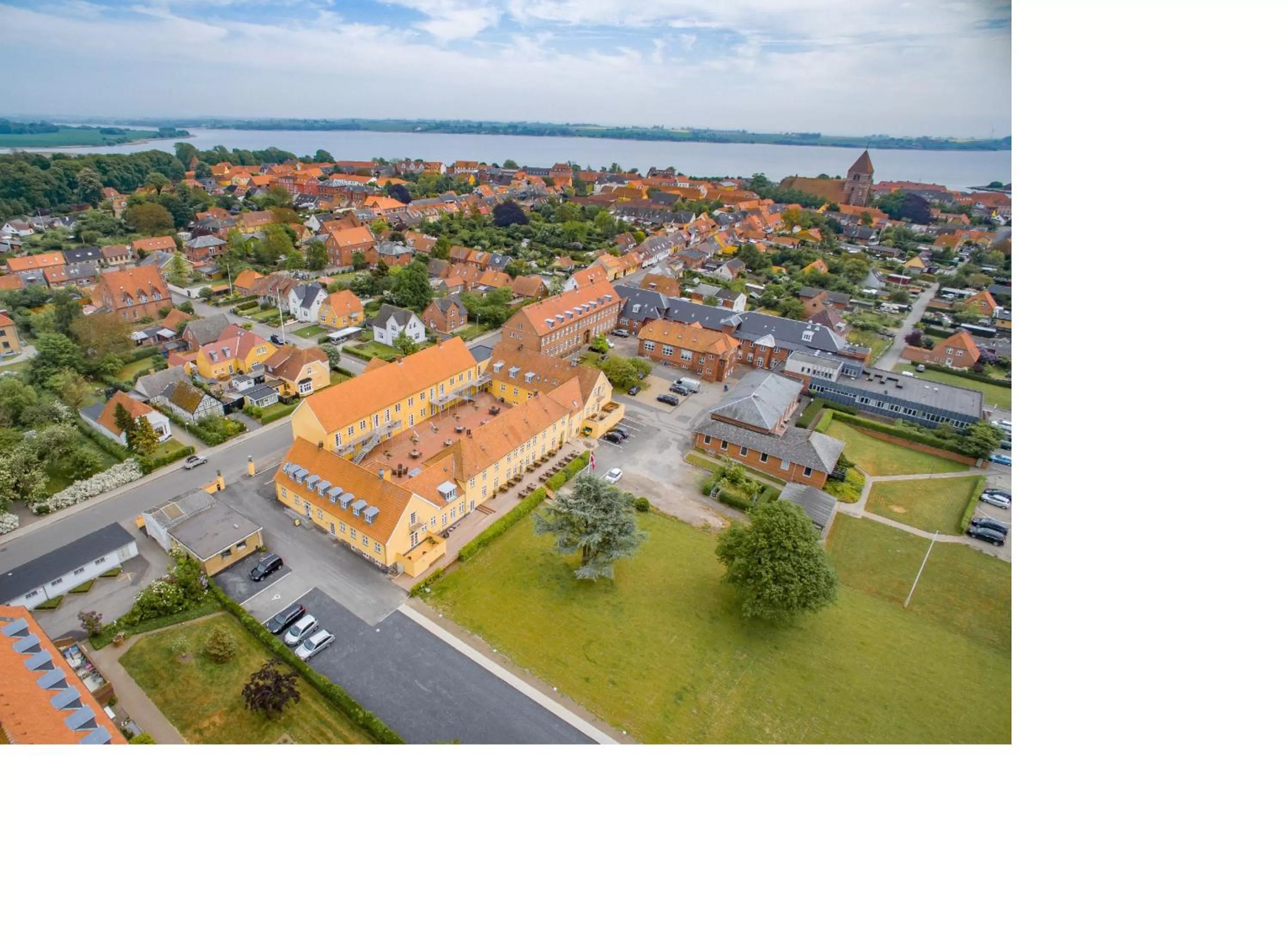 Natural landscape, Bird's-eye View in Hotel Residens Møen