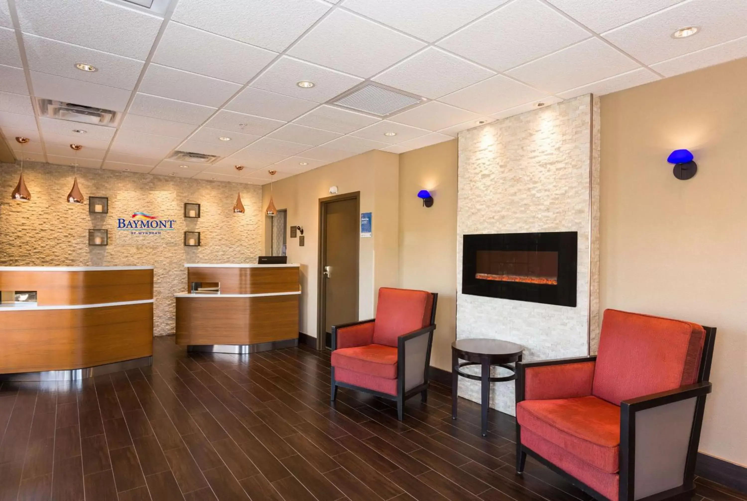 Seating area, Lobby/Reception in Baymont by Wyndham Bonita Springs