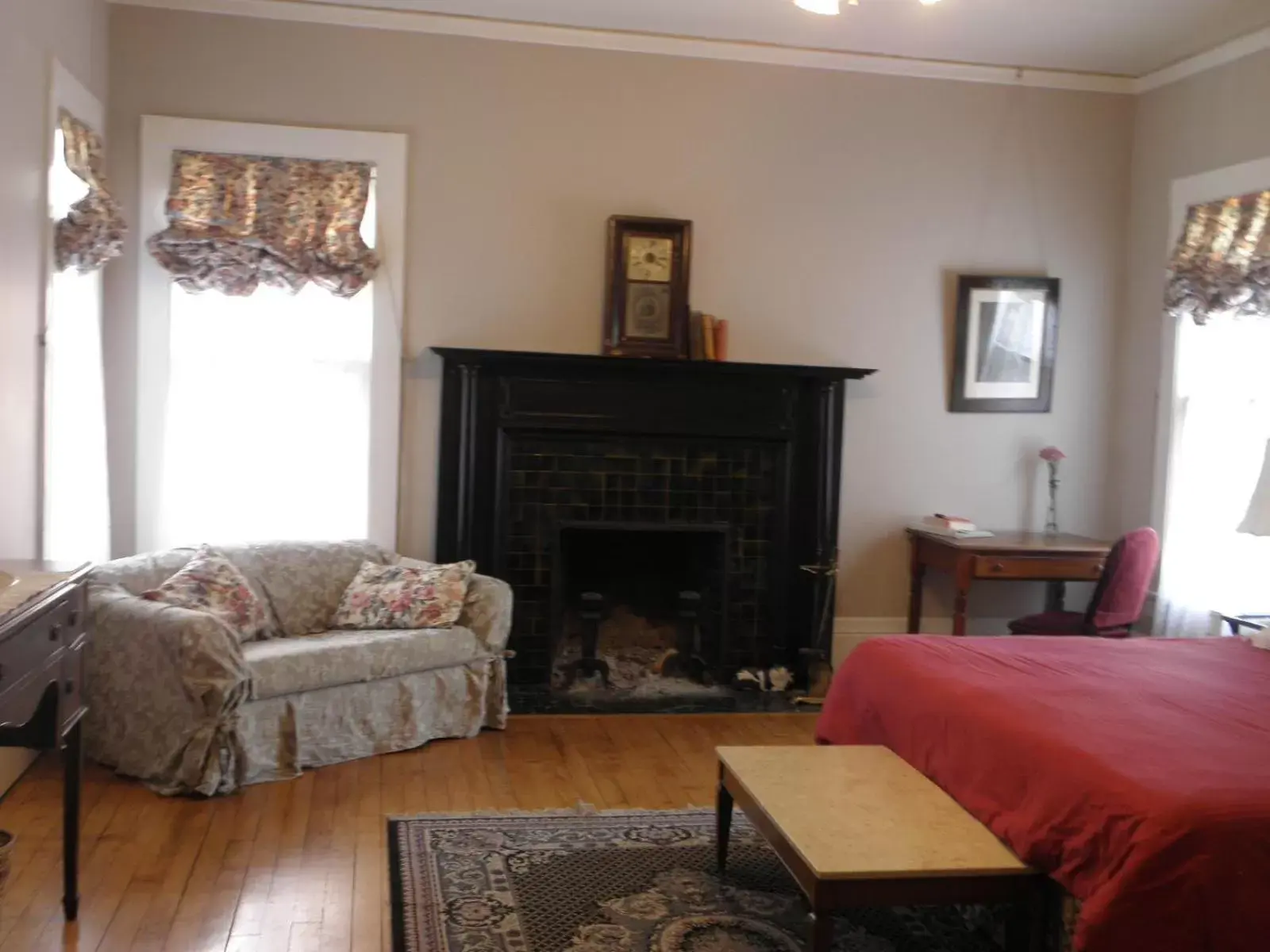 Bed, Seating Area in Lehmann House Bed & Breakfast