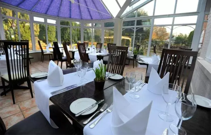 Restaurant/Places to Eat in The Bannatyne Spa Hotel