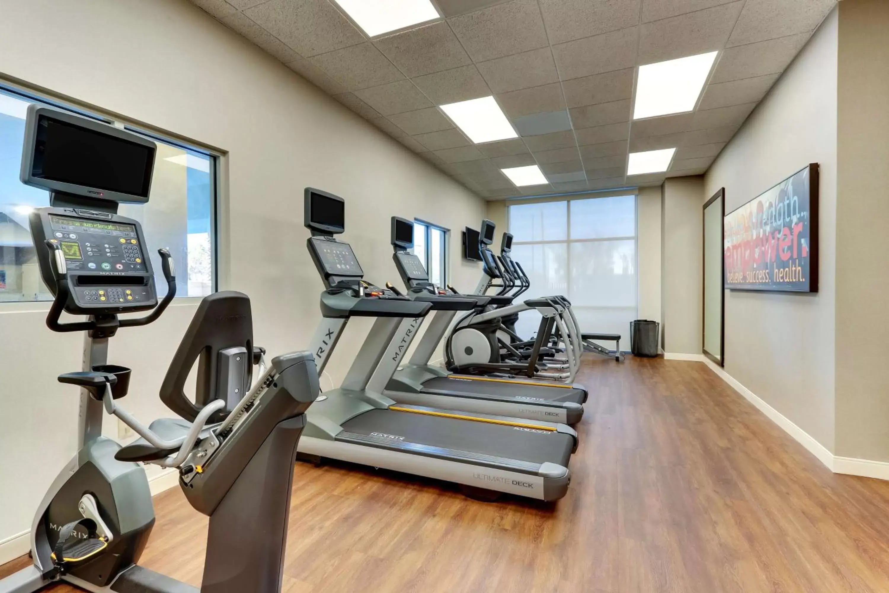 Spa and wellness centre/facilities, Fitness Center/Facilities in Drury Inn & Suites Orlando near Universal Orlando Resort