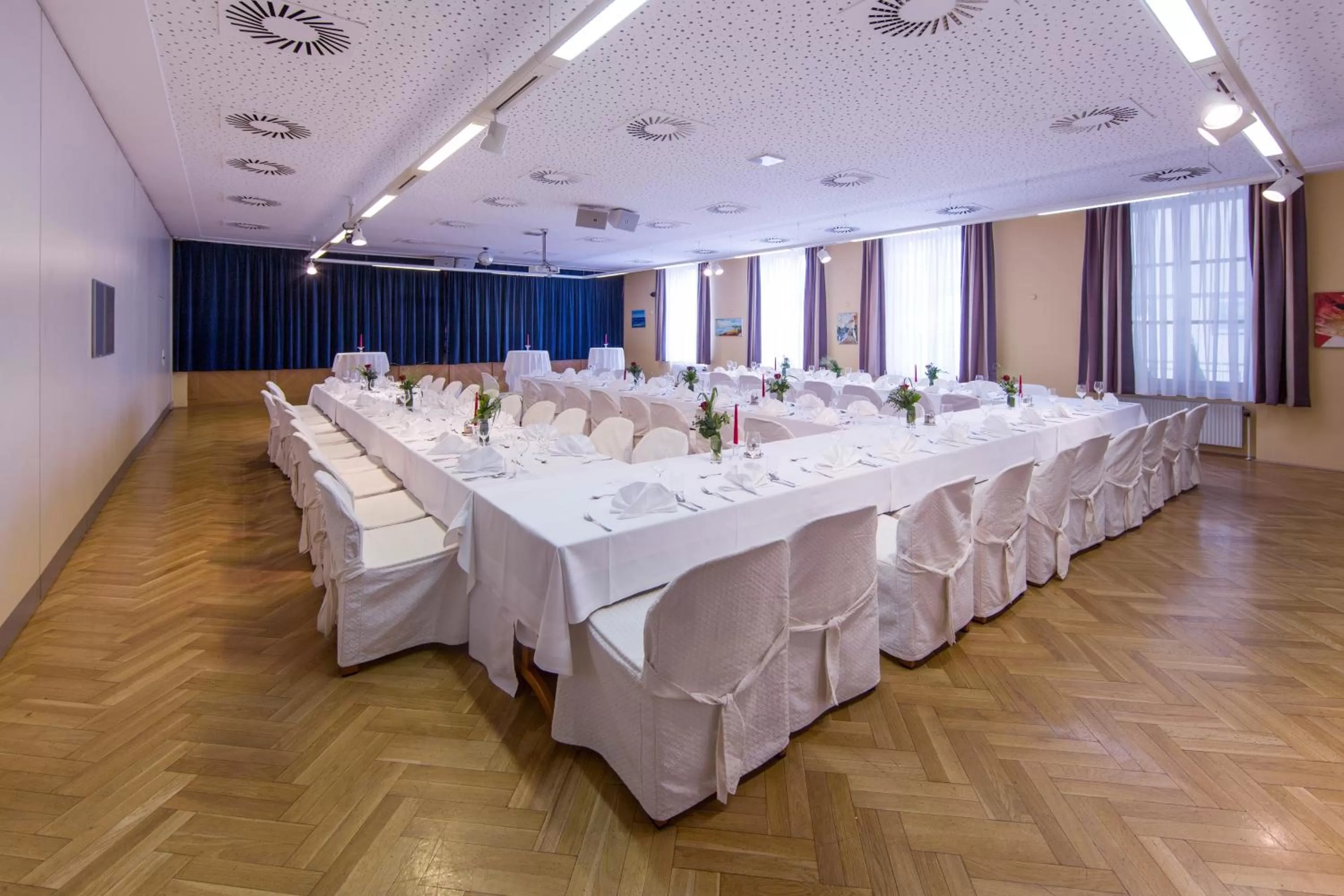 Business facilities in Feldkirchnerhof