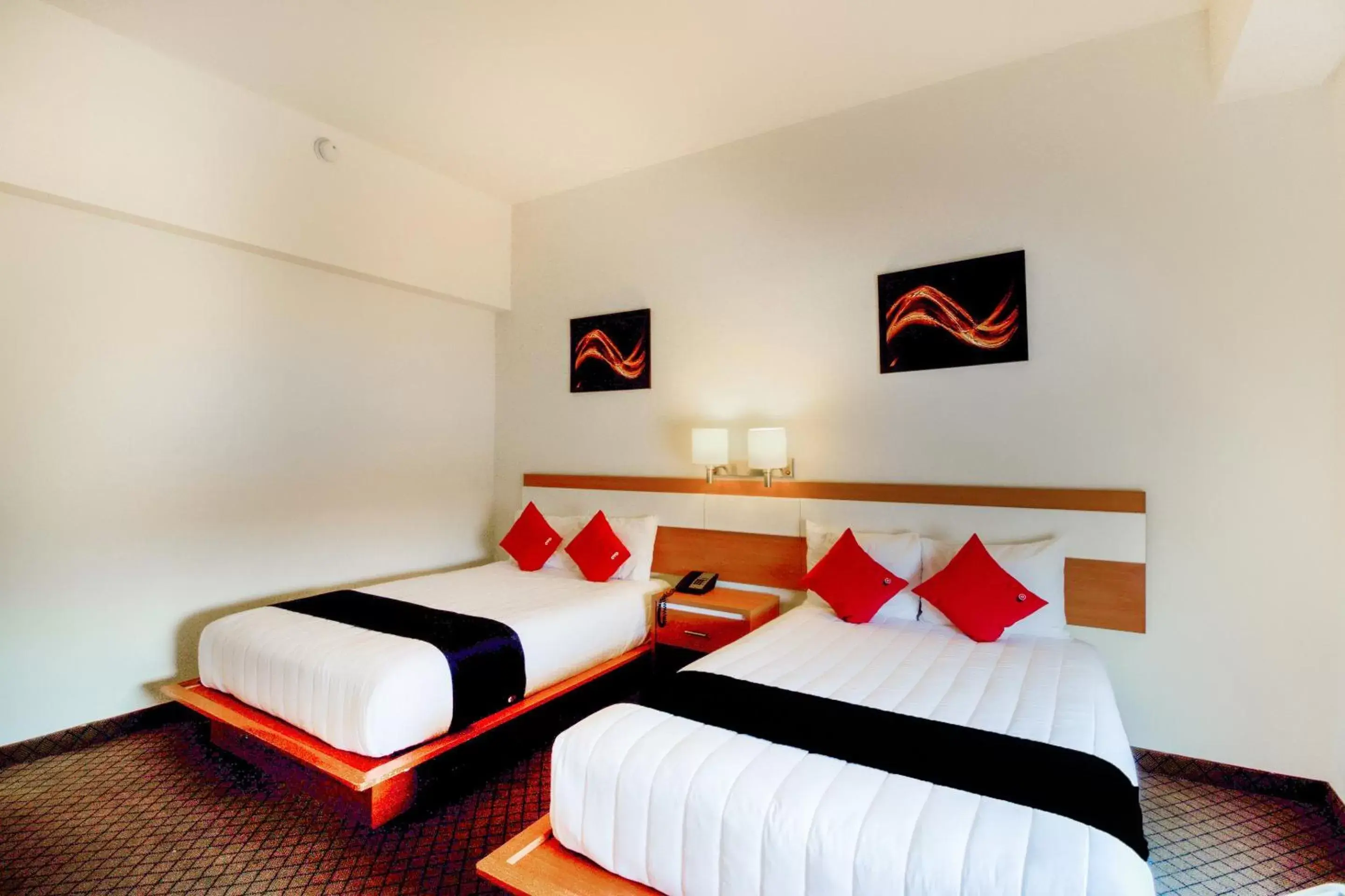 Bedroom, Bed in Capital O Hotel Herederos, Piedras Negras