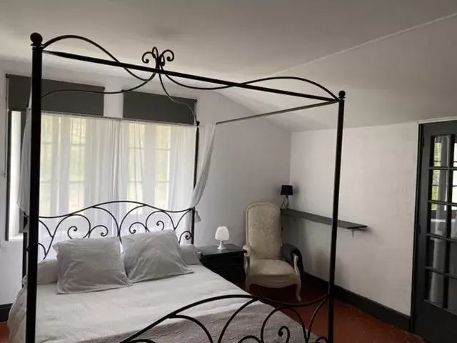 Photo of the whole room, Bed in Maison des Ingénieurs