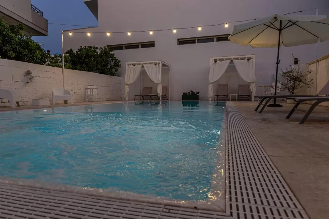 Swimming pool in La Gemma del Salento