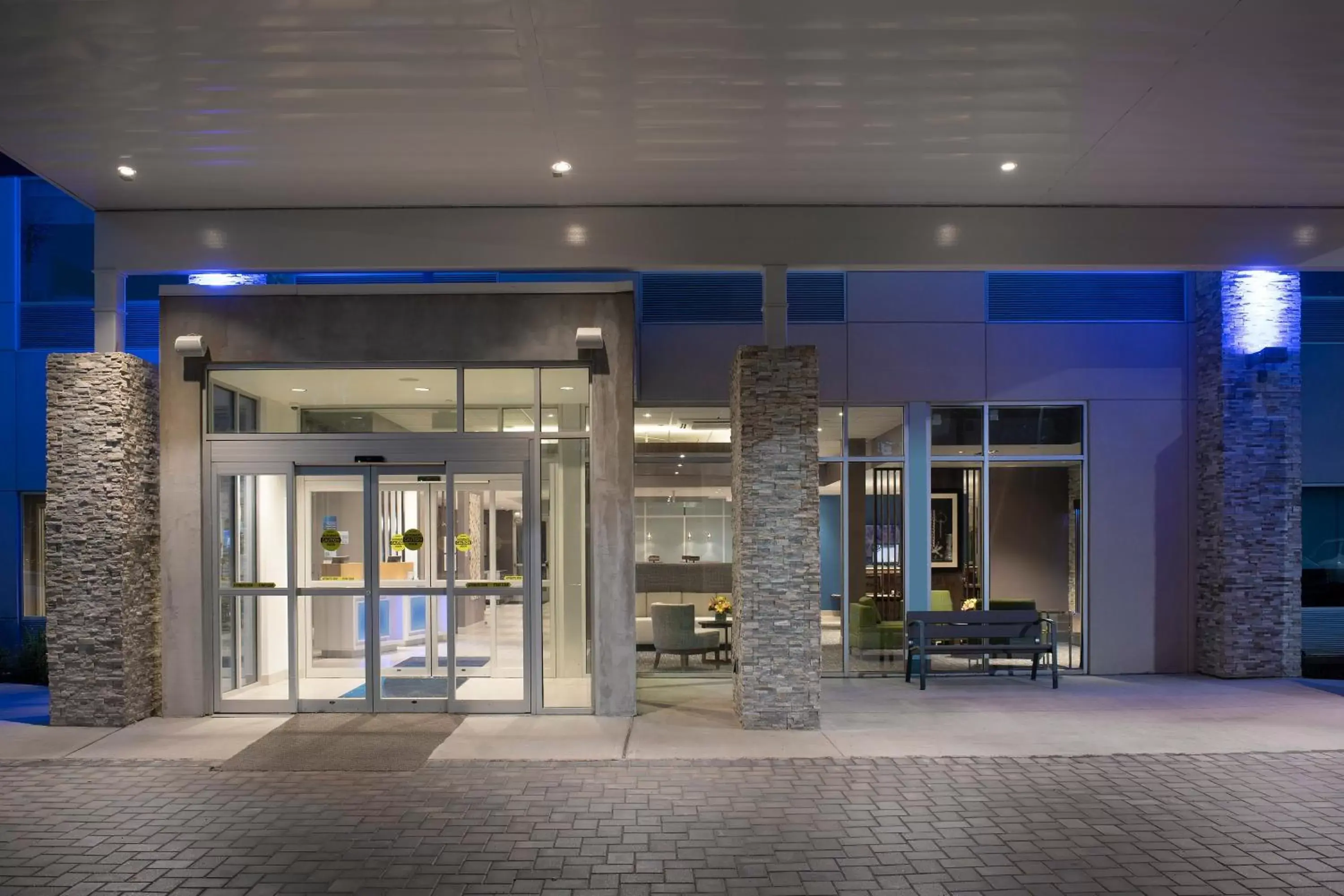 Property building in Holiday Inn Express & Suites - North Brunswick, an IHG Hotel