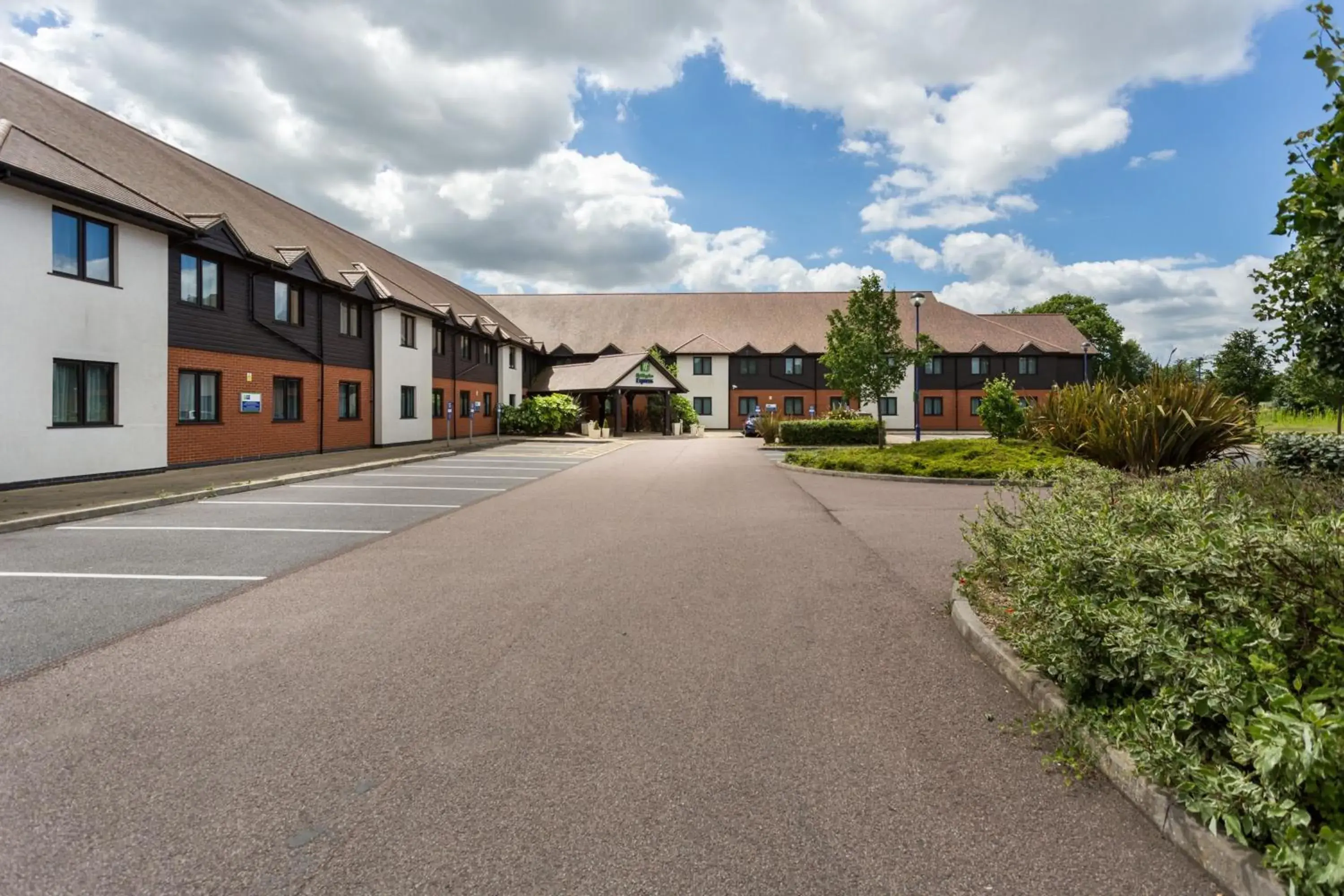 Property Building in Holiday Inn Express Colchester