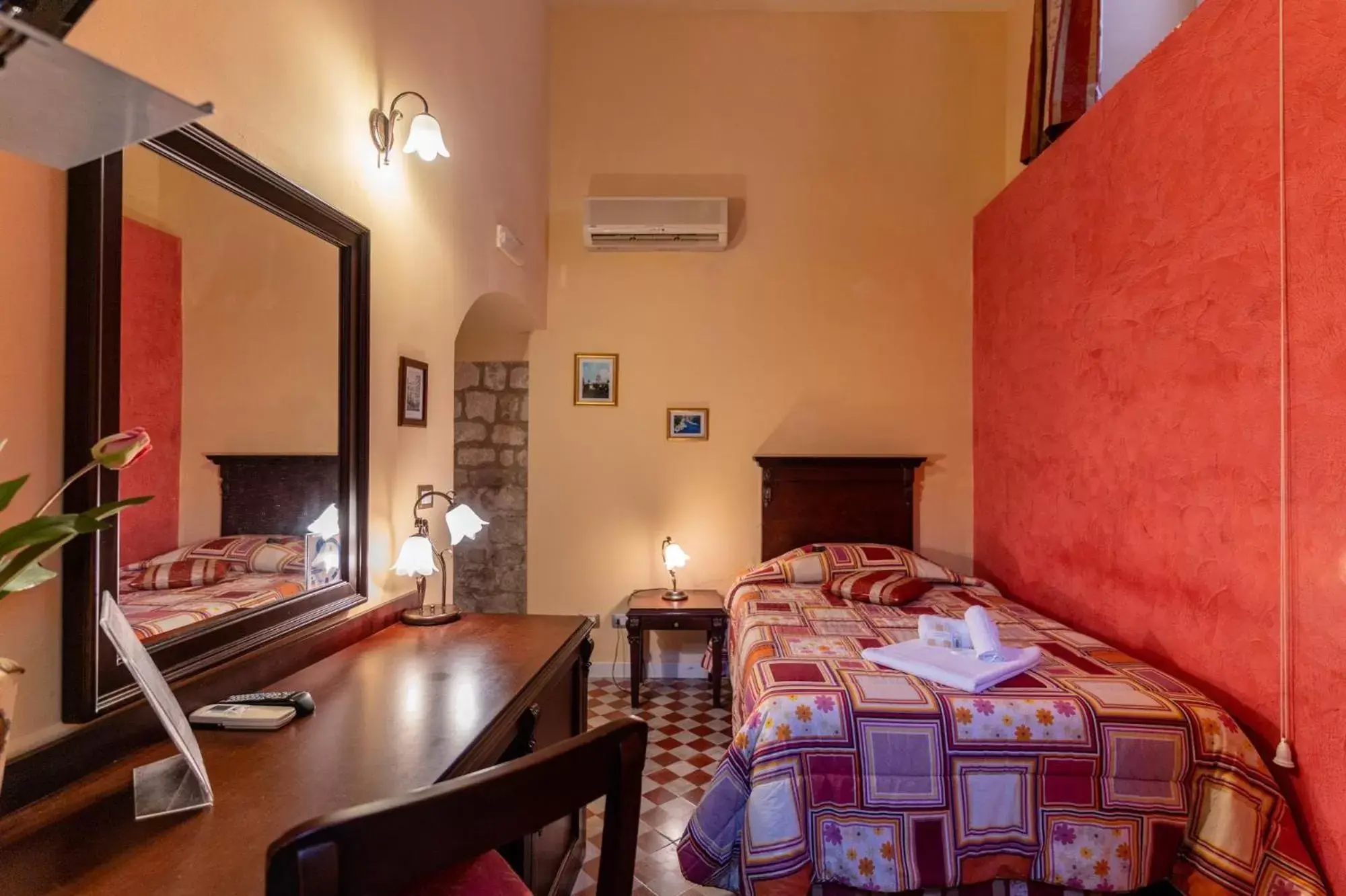 Single Room in Palazzo Il Cavaliere B&B De Charme