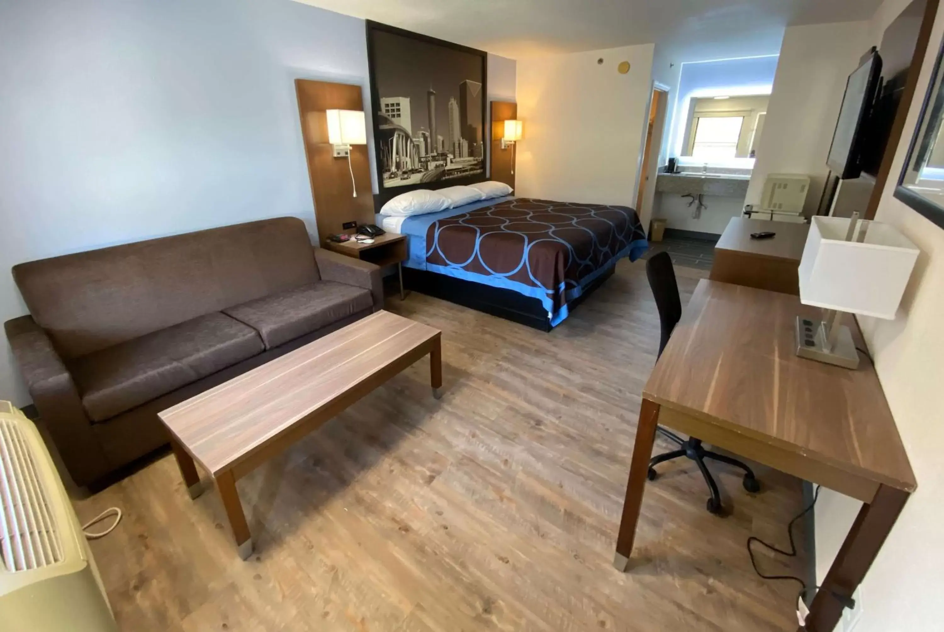 Photo of the whole room, Bed in Super 8 by Wyndham Marietta/West/Atl Area Photo of the whole room, Bed in Super 8 by Wyndham Marietta/West/Atl Area