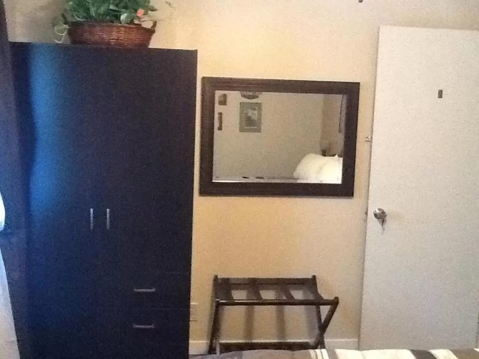 Vintage Merlot Bed and Breakfast