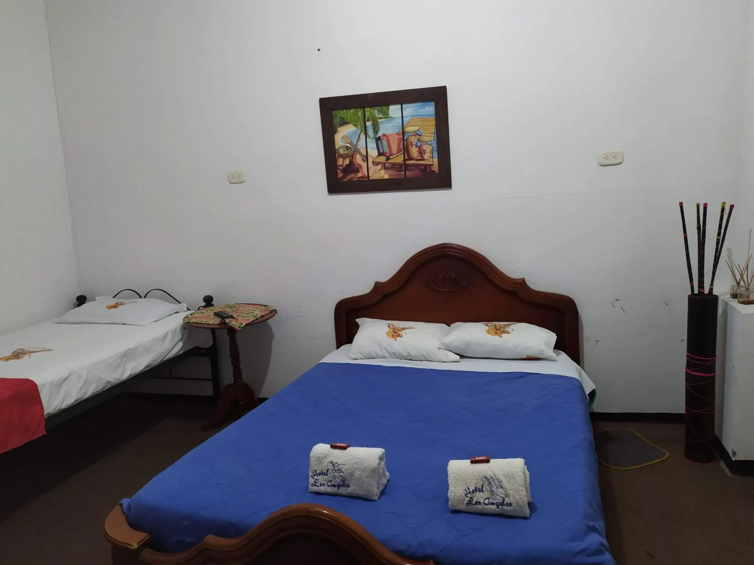 Bed in HOTEL LOS ÁNGELES