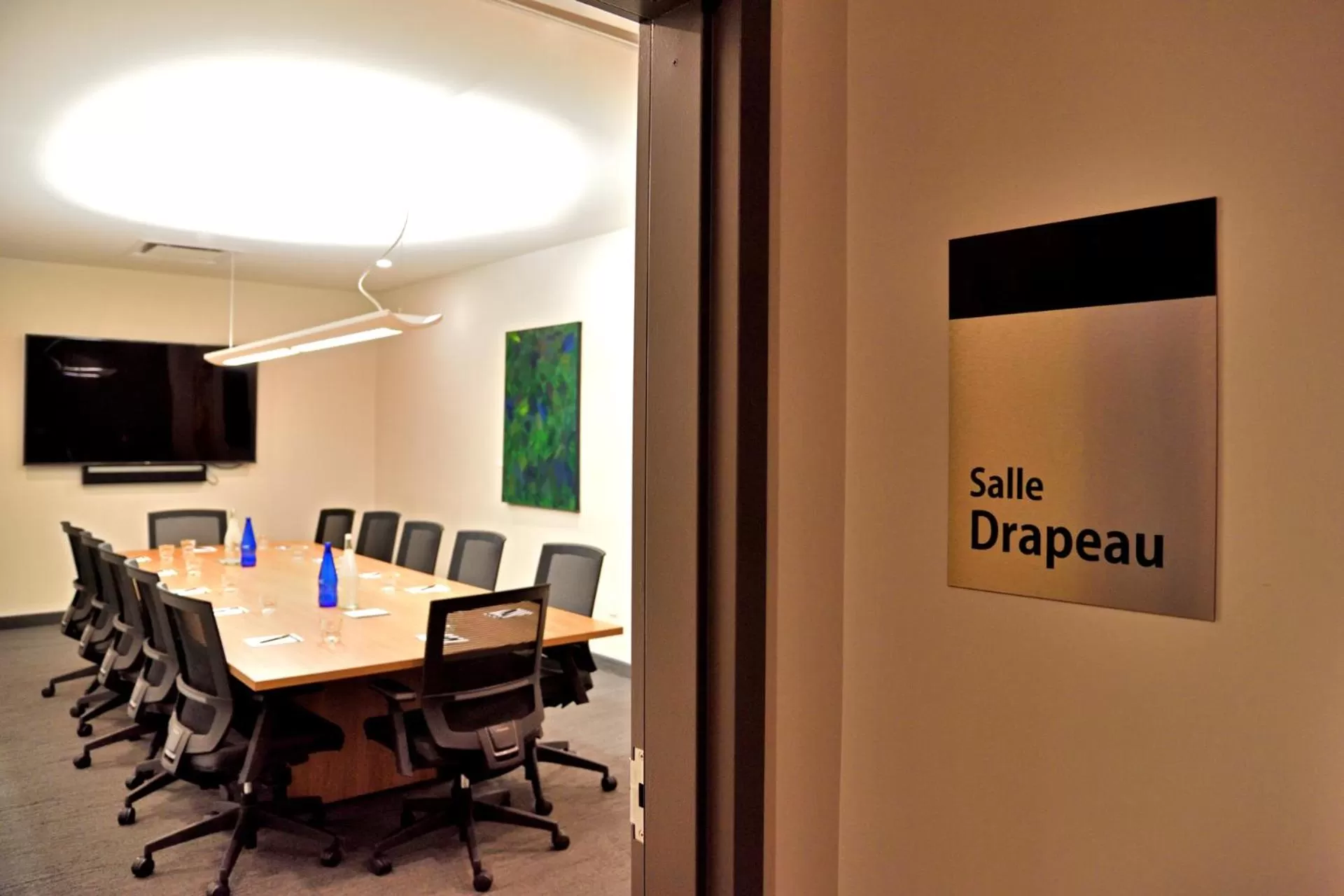 Business facilities in Hôtel Le Navigateur