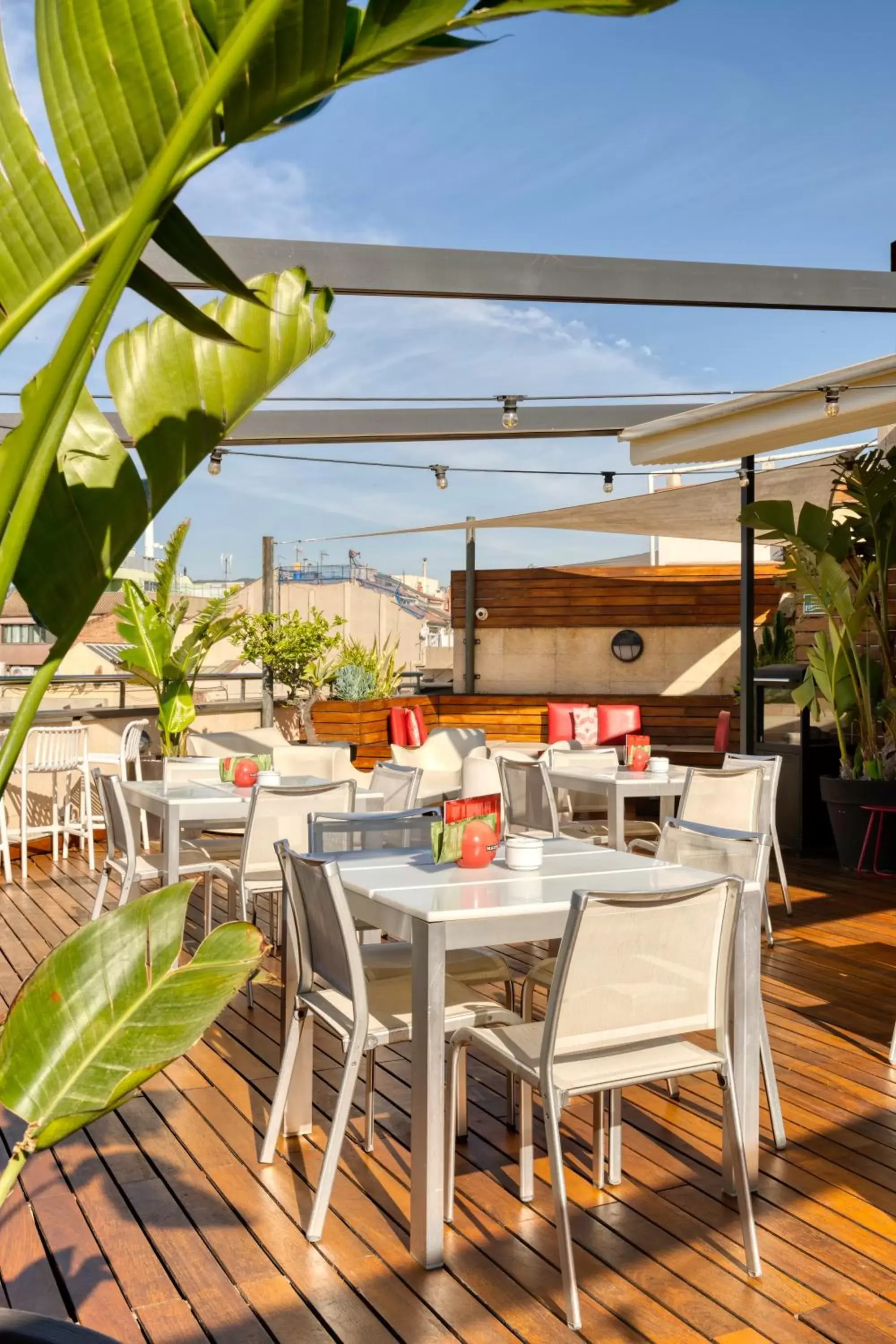 Balcony/Terrace, Restaurant/Places to Eat in Hotel America Barcelona