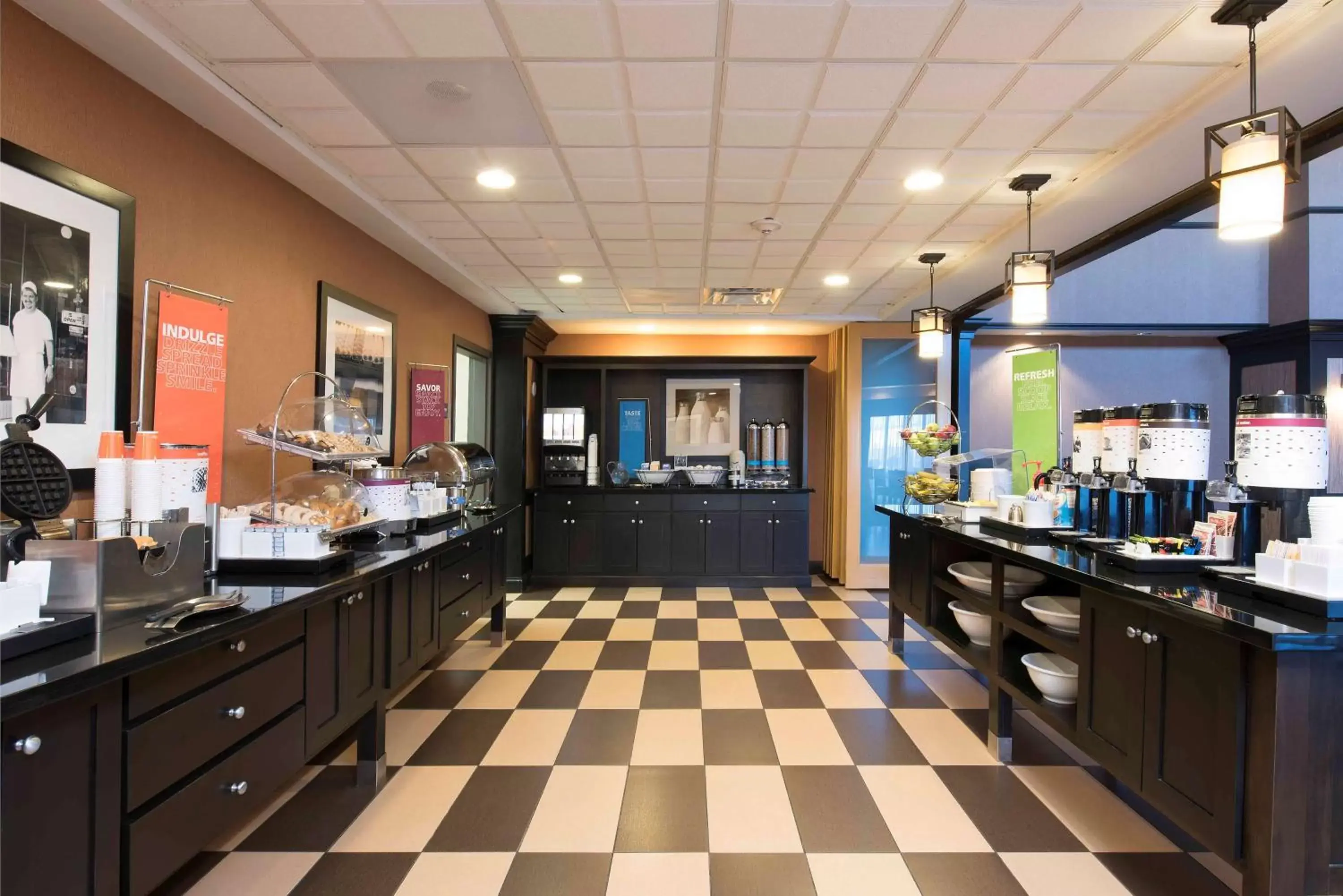 Dining area, Restaurant/Places to Eat in Hampton Inn & Suites Danville