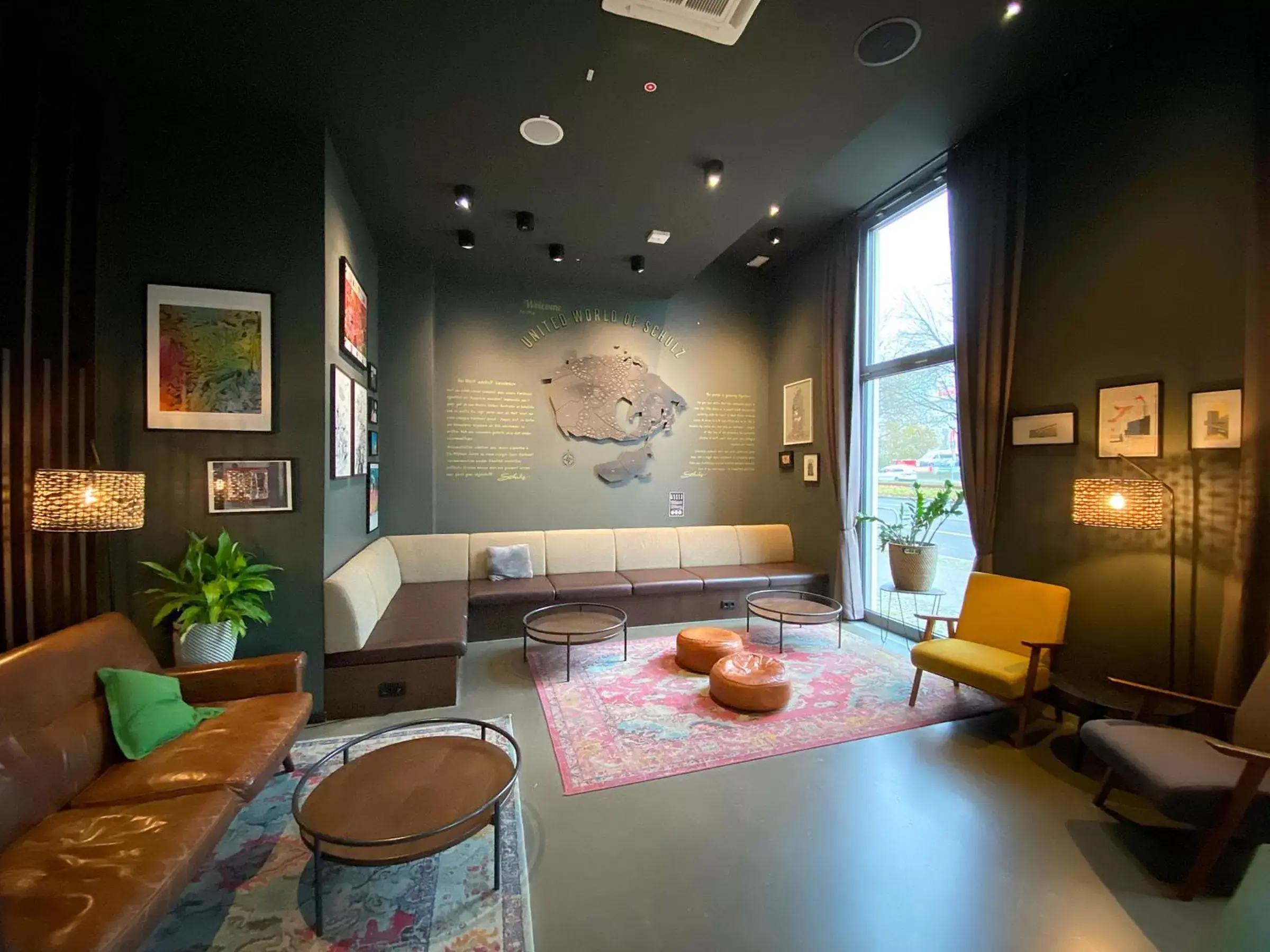 Lobby or reception in Schulz Hotel Berlin Wall at the East Side Gallery Lobby or reception in Schulz Hotel Berlin Wall at the East Side Gallery