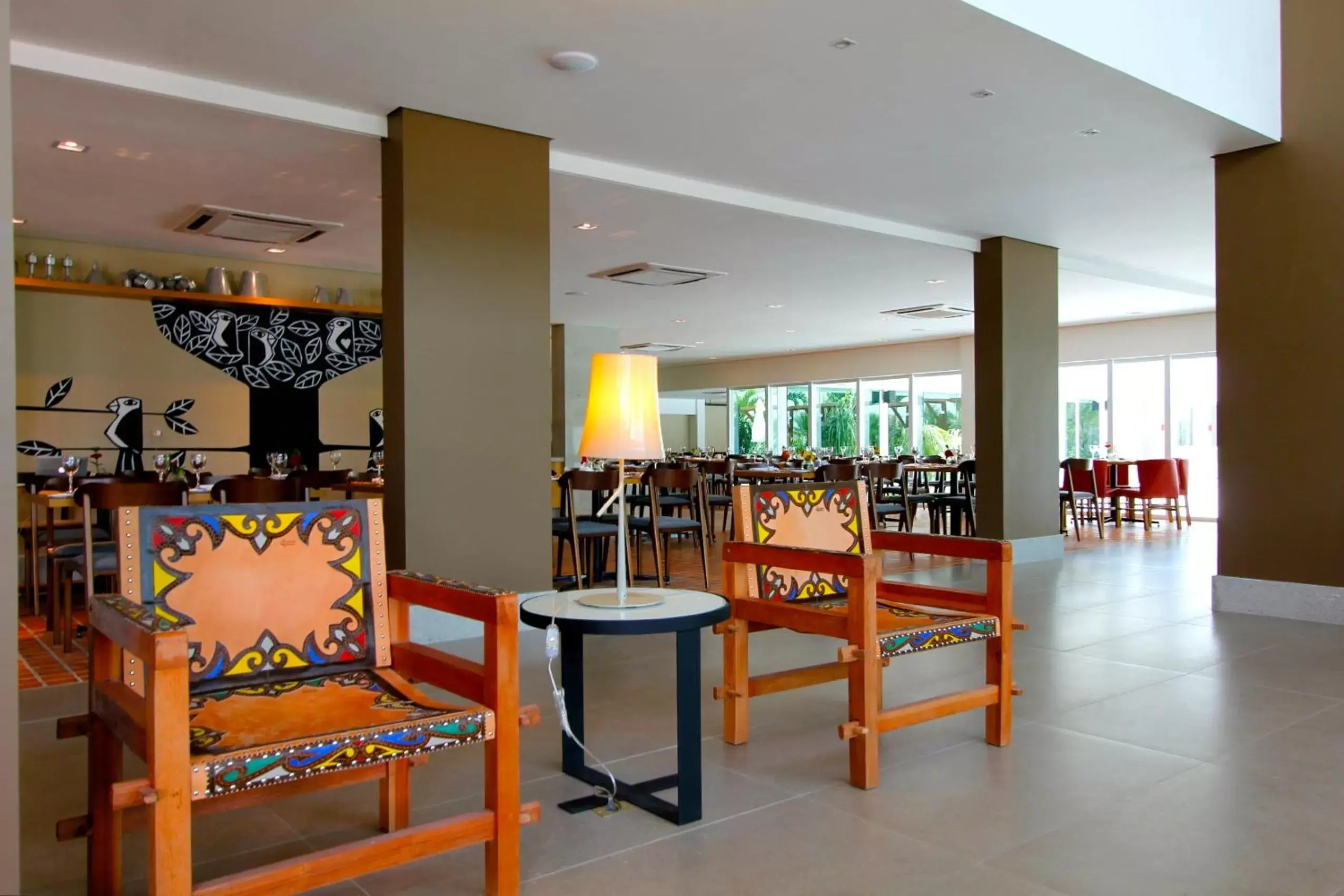 Lounge or bar, Restaurant/Places to Eat in Iu-á Hotel