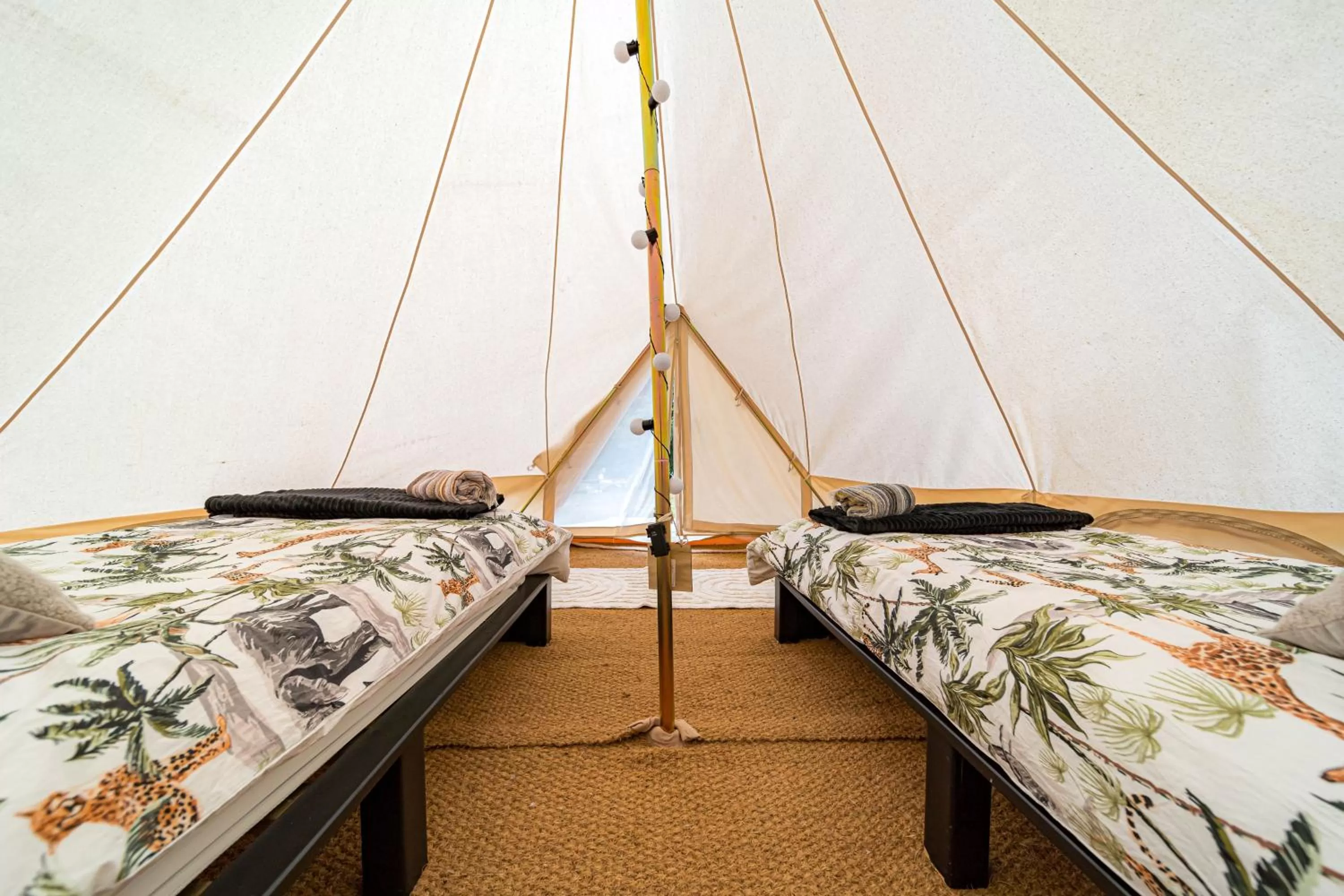 Bed in Ferry House Holidays