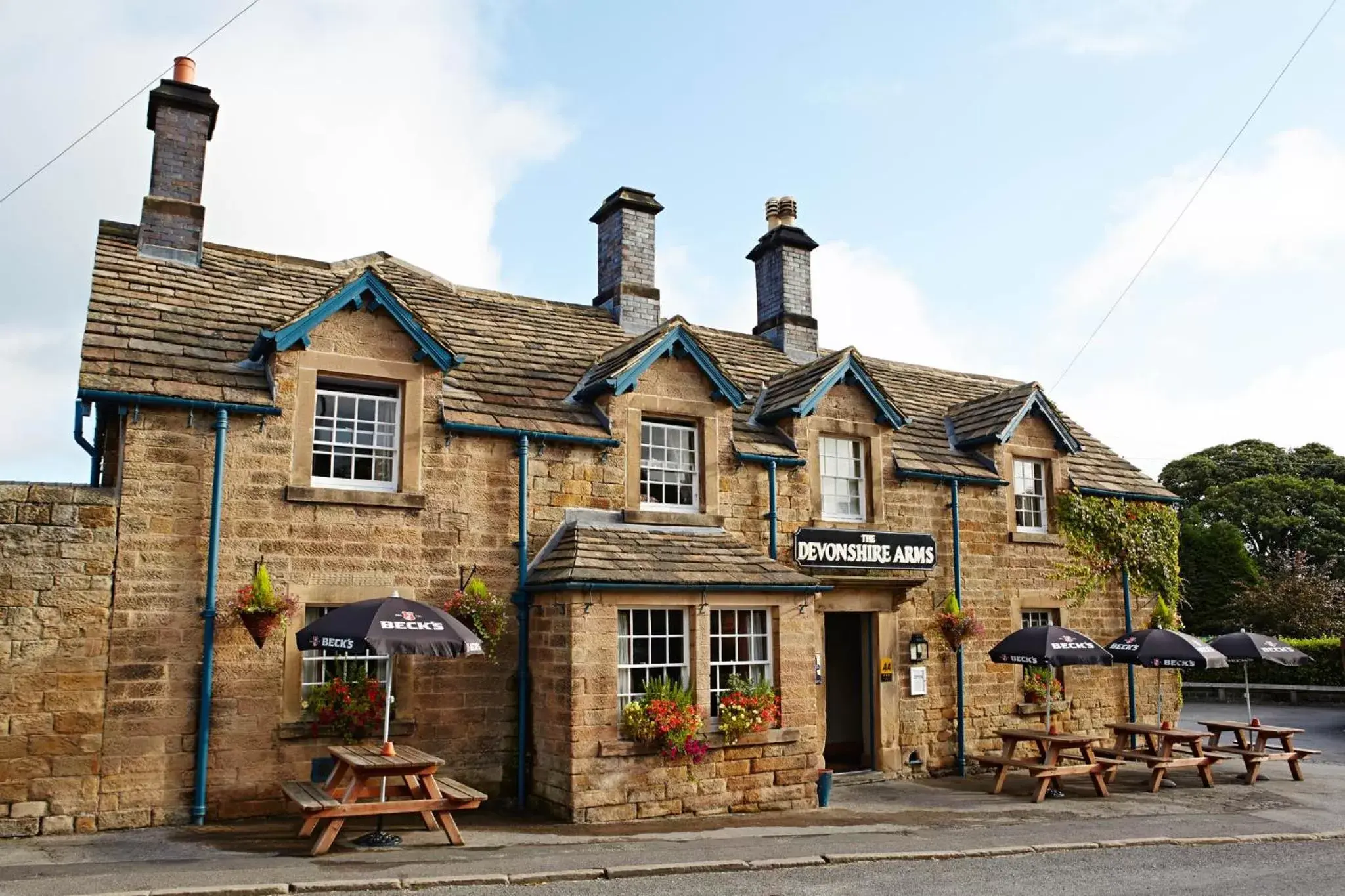 Property Building in Devonshire Arms at Pilsley - Chatsworth