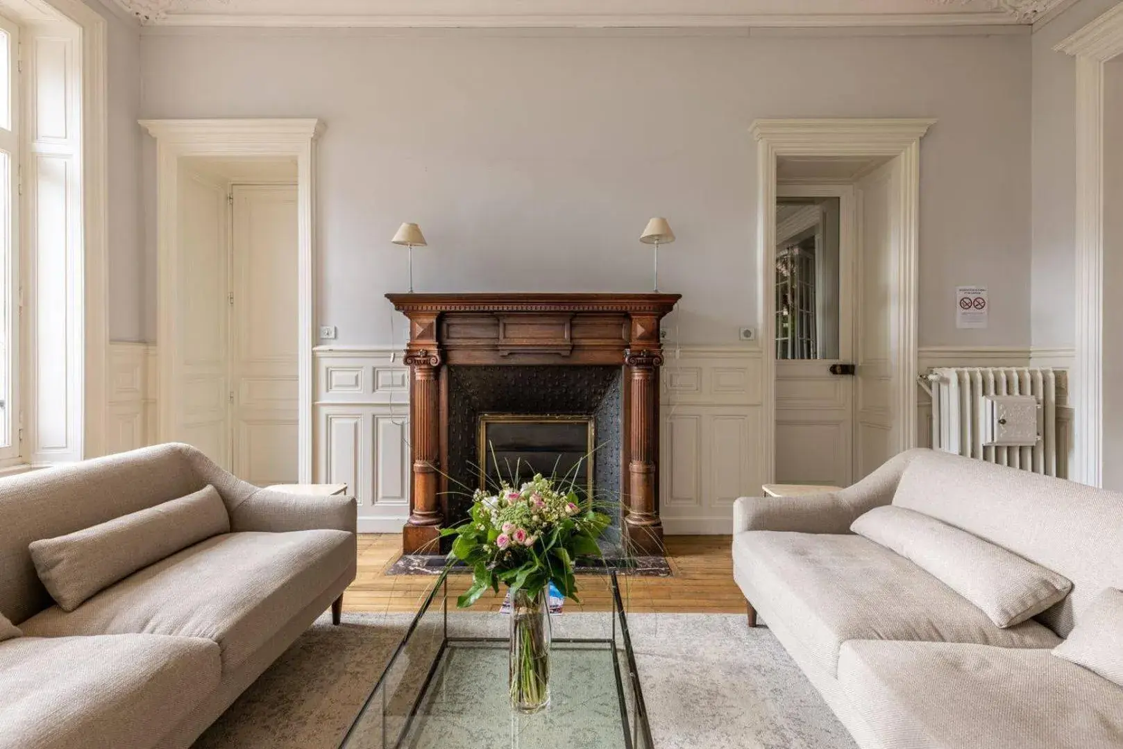 Living room, Seating Area in La Villa Beaupeyrat - Apparthôtels de charme dans bâtisse de caractère