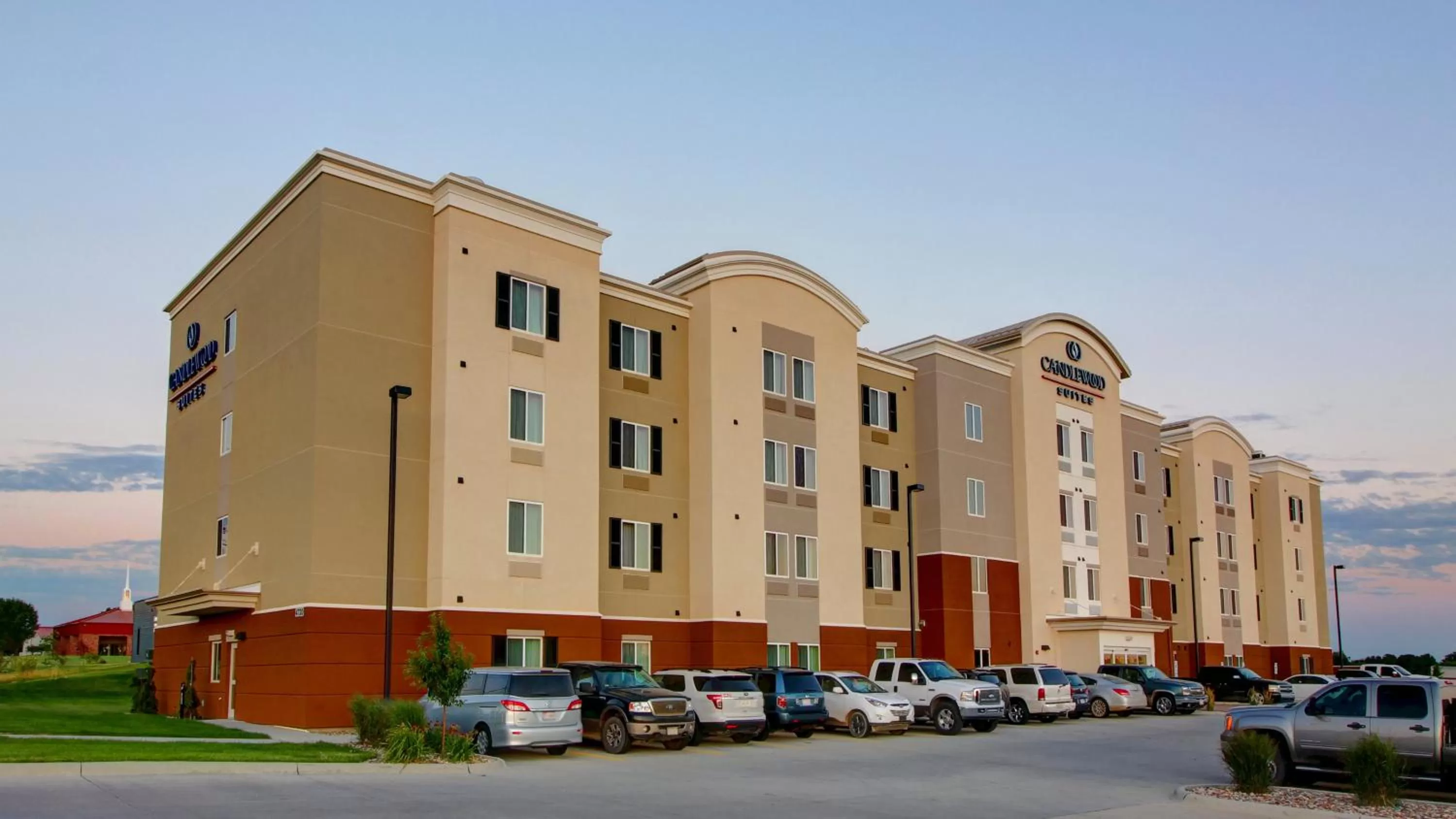 Property building in Candlewood Suites Sioux City - Southern Hills by IHG